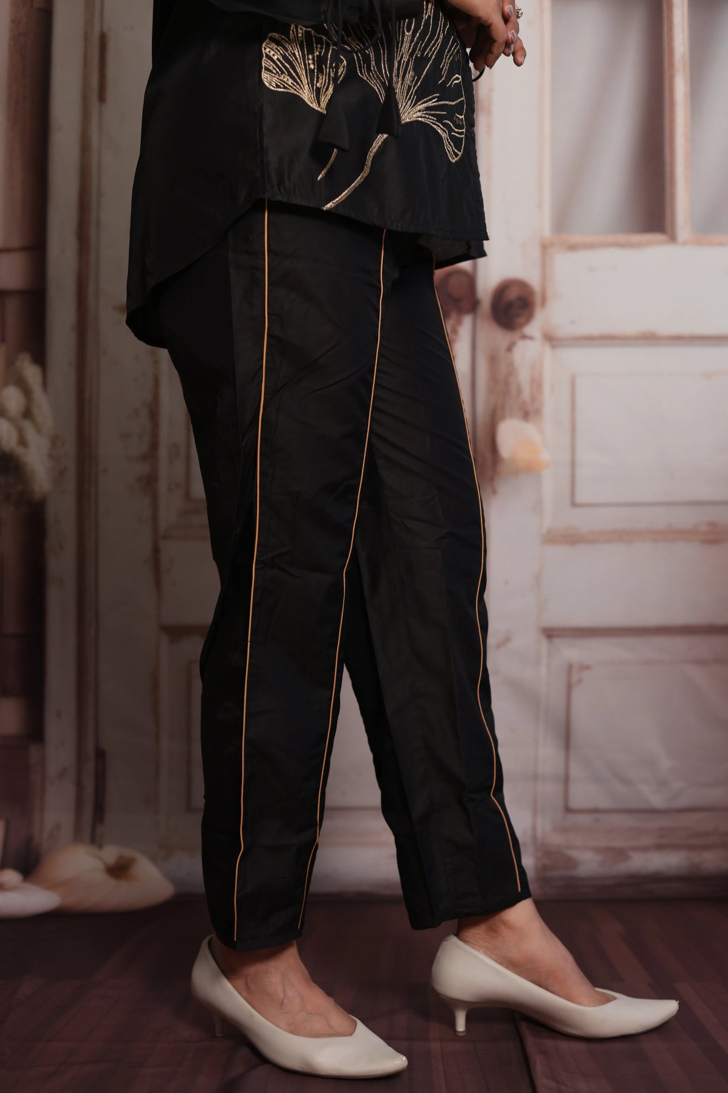 Black Muslin Co-ord Set | Organza Sleeves & Floral Thread Embroidery