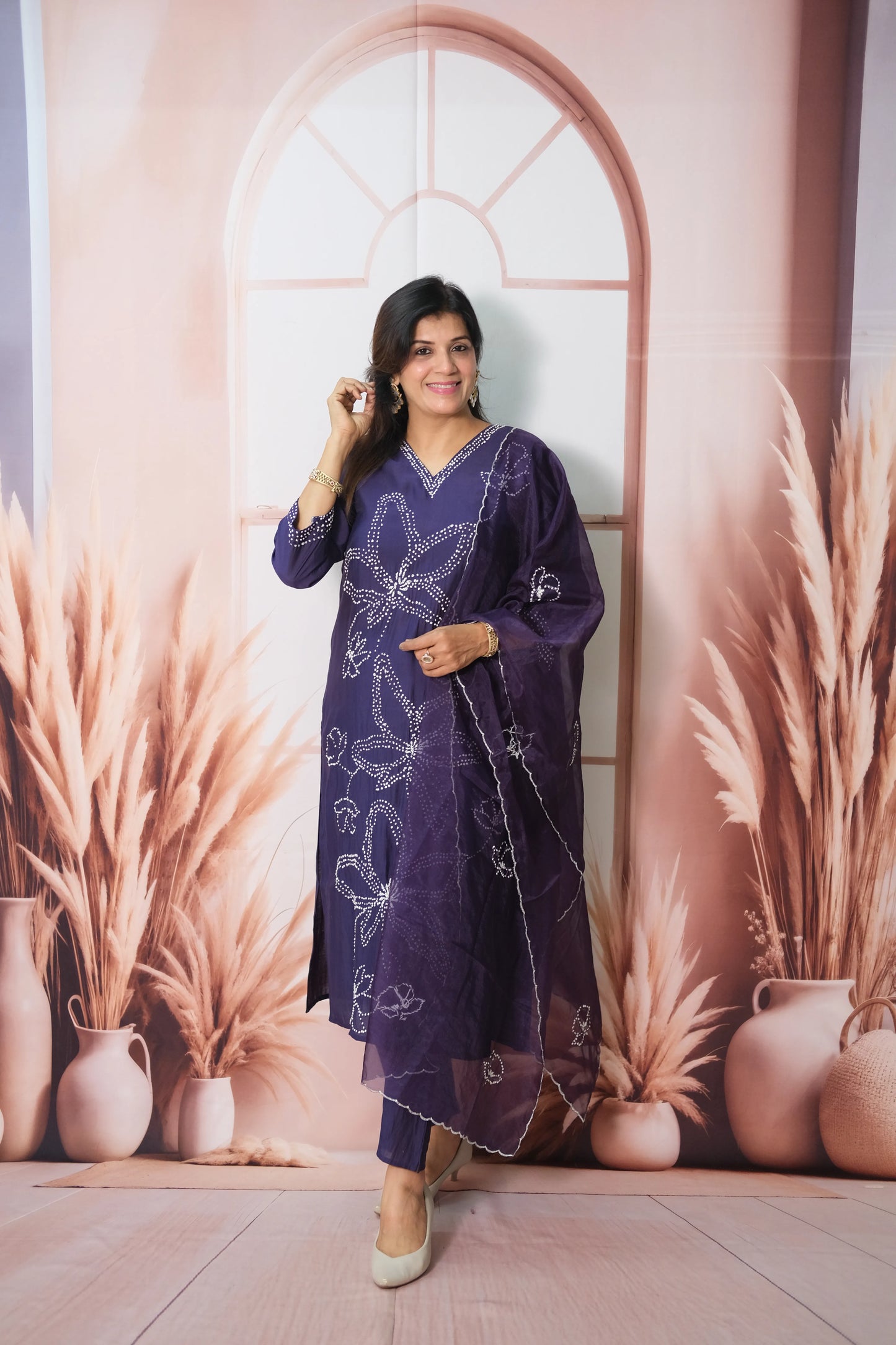 Navy blue Muslin Silk Kurta Dupatta Set with Thread Embroidery