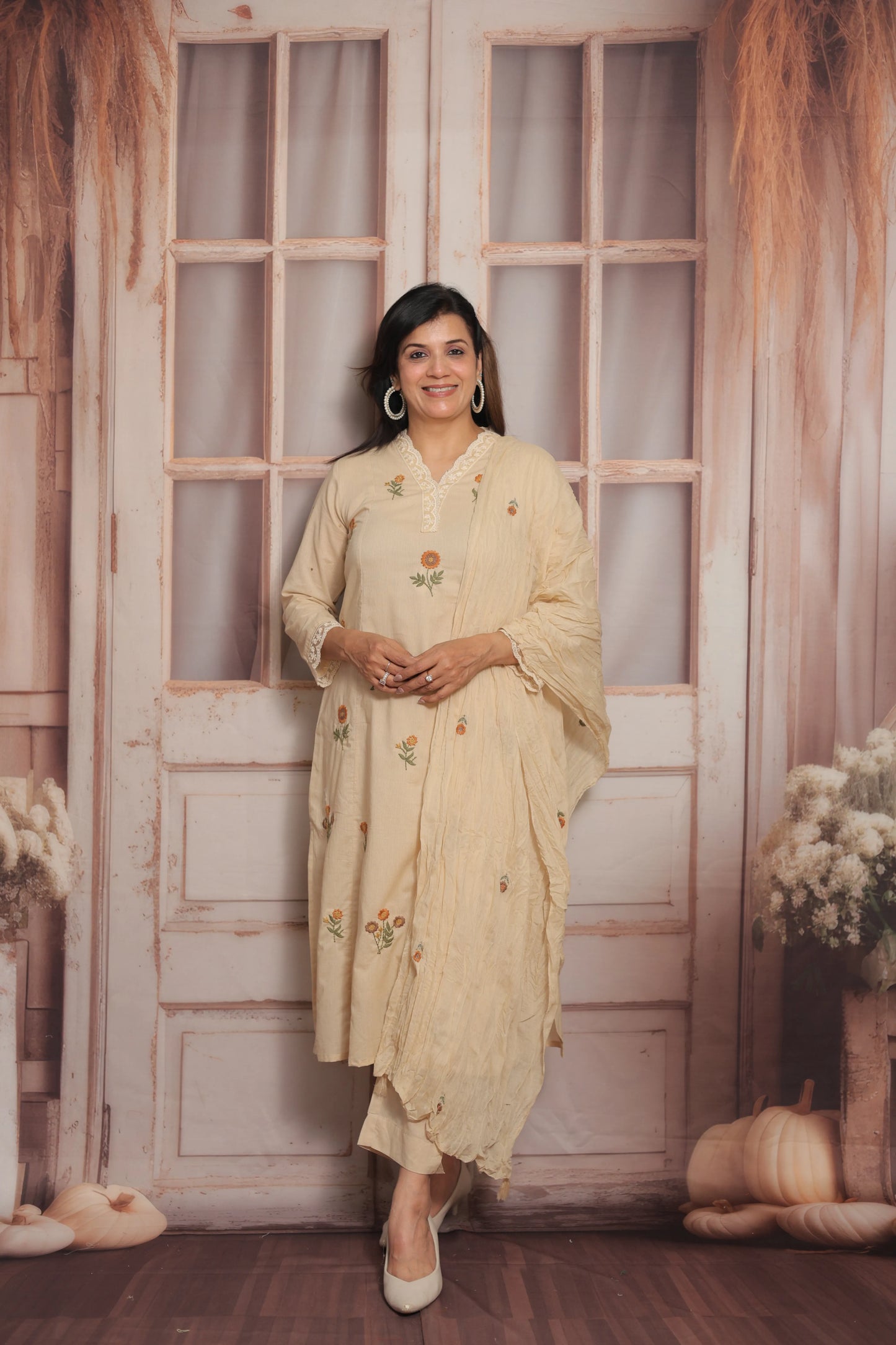 Pale Moon Kurta Dupatta Set | Mul Cotton