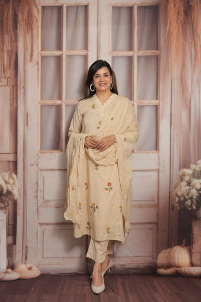 Pale Moon Kurta Dupatta Set | Mul Cotton
