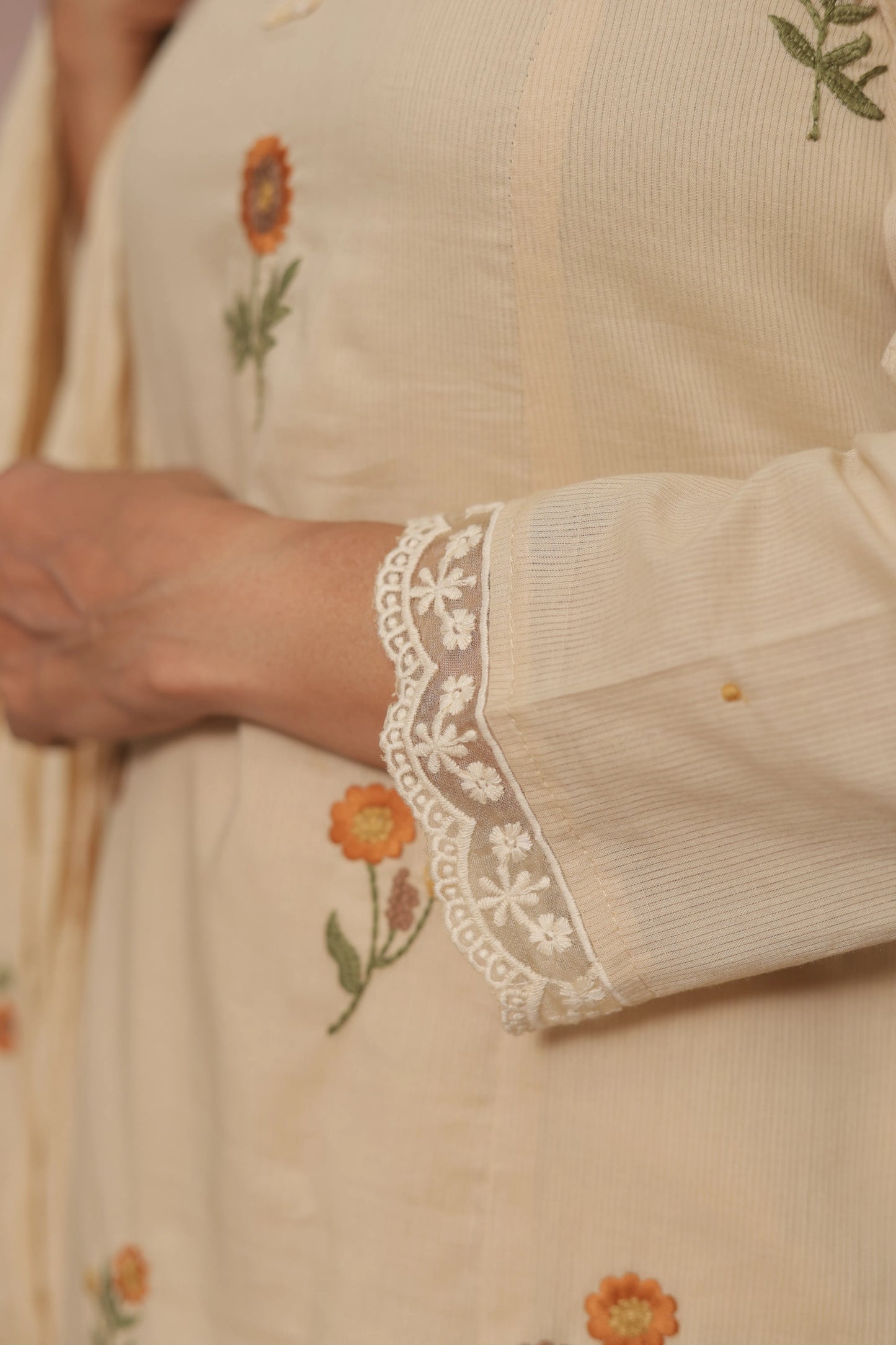 Pale Moon Kurta Dupatta Set | Mul Cotton