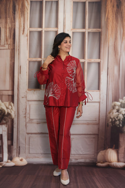 Reddish Maroon Muslin Co-ord Set | Organza Sleeves & Floral Thread Embroidery