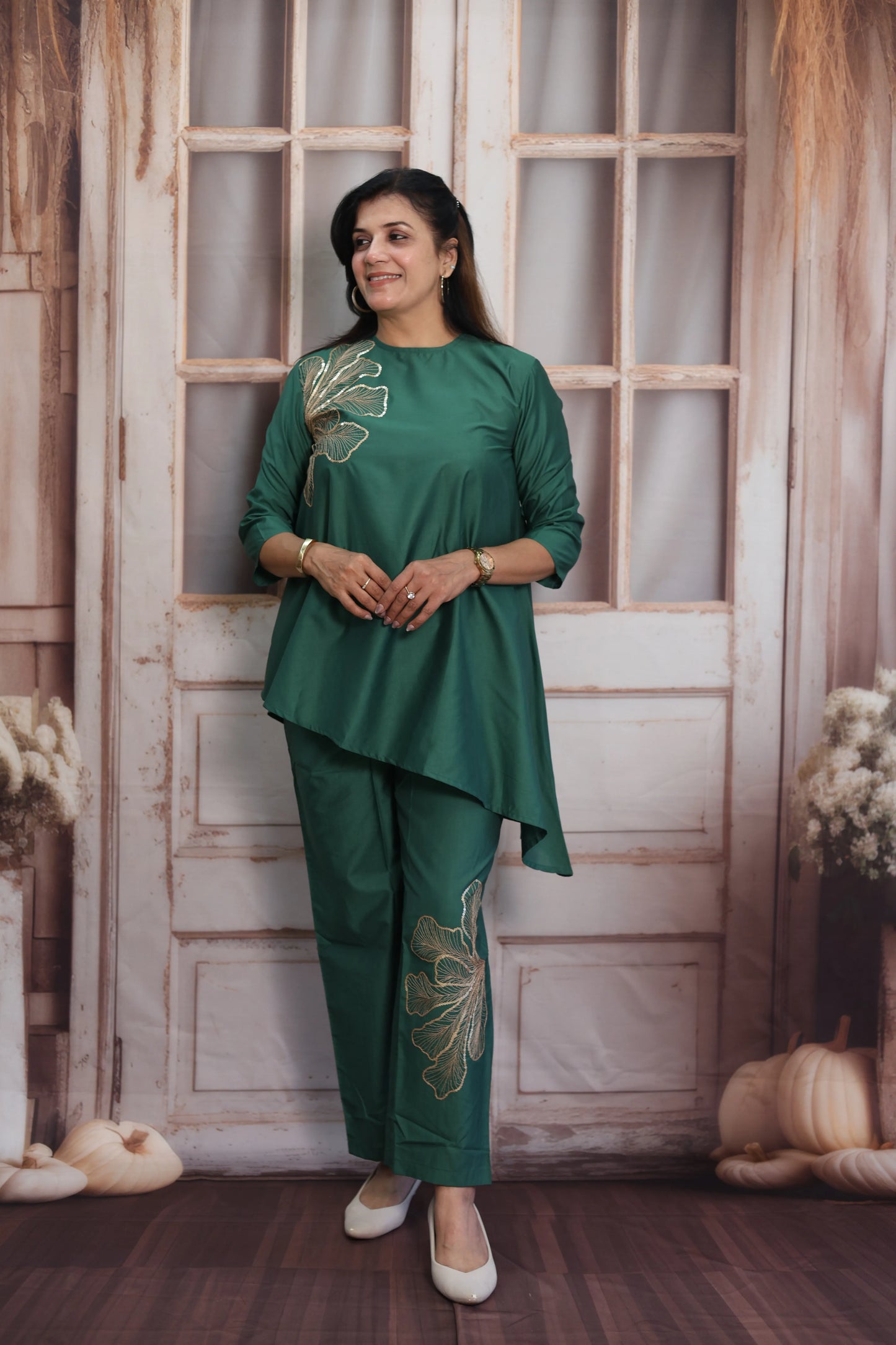 Shamrock Green Muslin Co-ord Set | Cross-Cut Kurti Pant