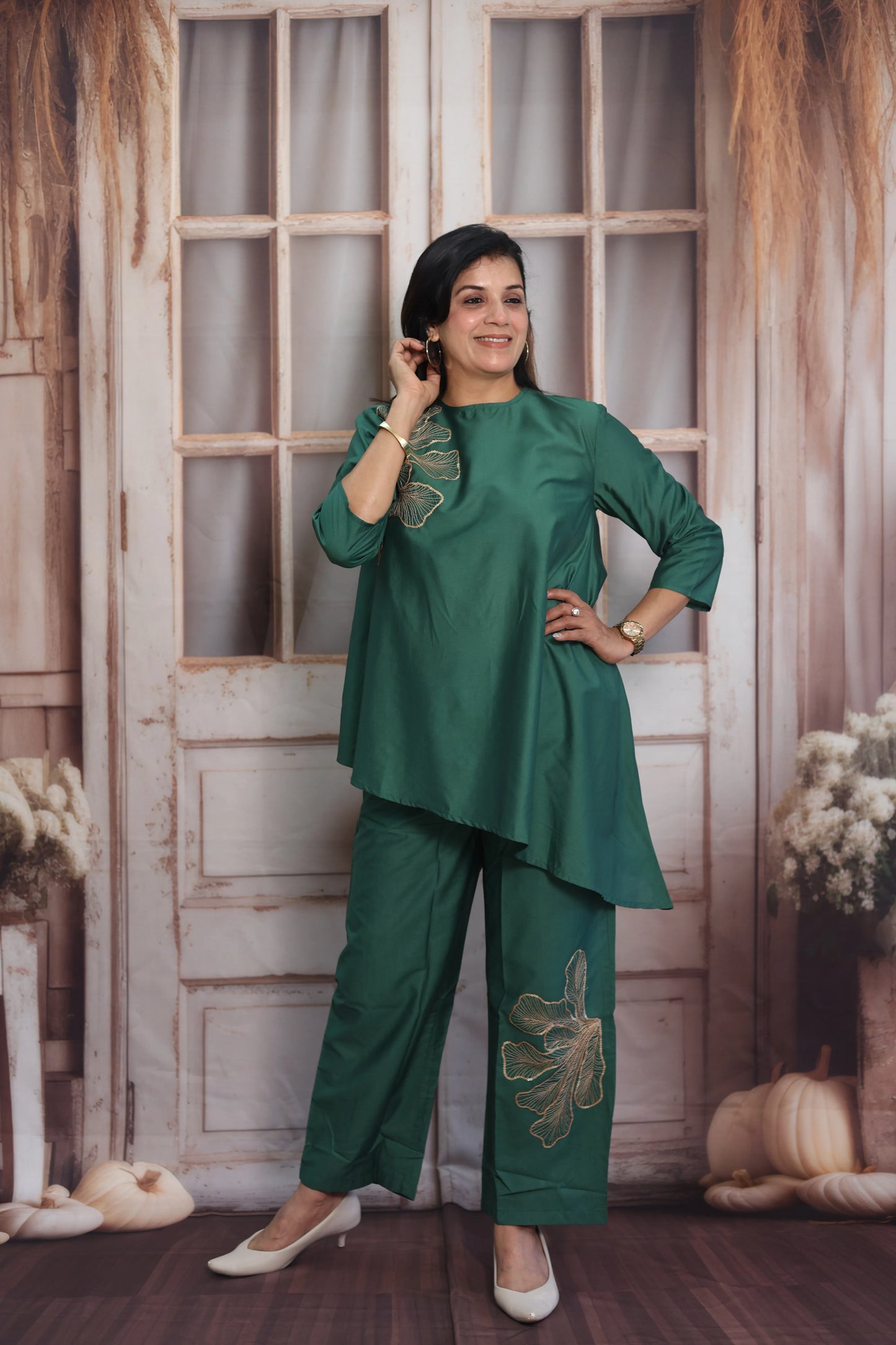 Shamrock Green Muslin Co-ord Set | Cross-Cut Kurti Pant
