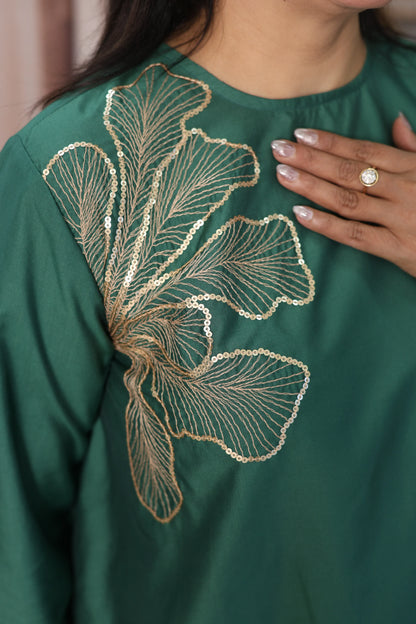 Shamrock Green Muslin Co-ord Set | Cross-Cut Kurti Pant