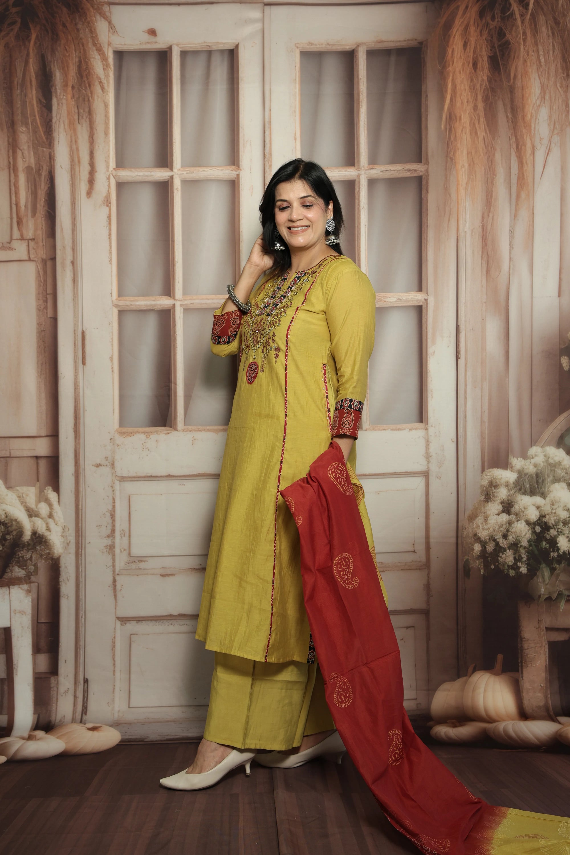 Yellow Kurta Dupatta Set | Mirror Work, Embroidery & Kalamkari Border