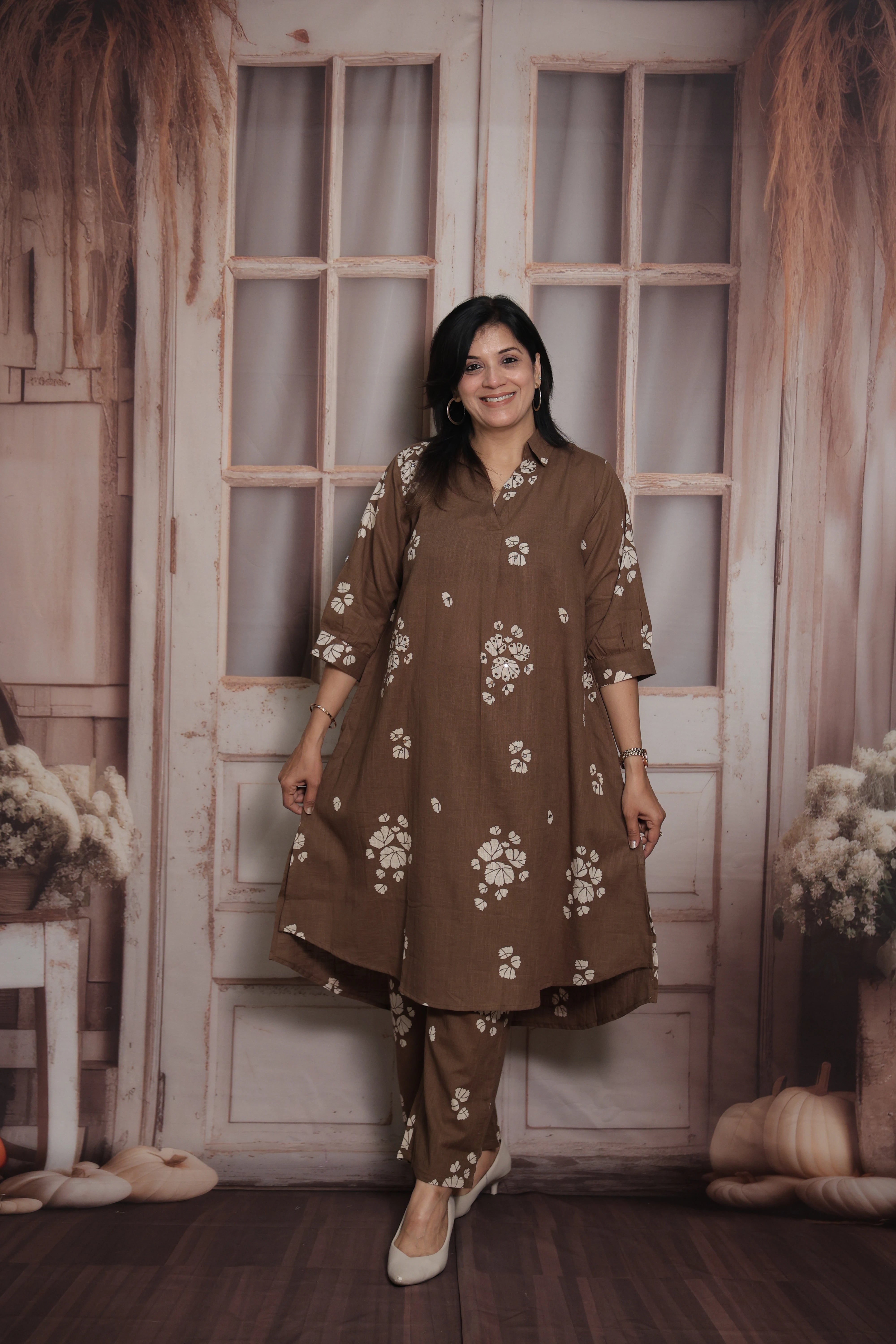 Chocolate Brown Collar Neck Kurti Pant Set | Cotton | Floral Print & Mirror Work