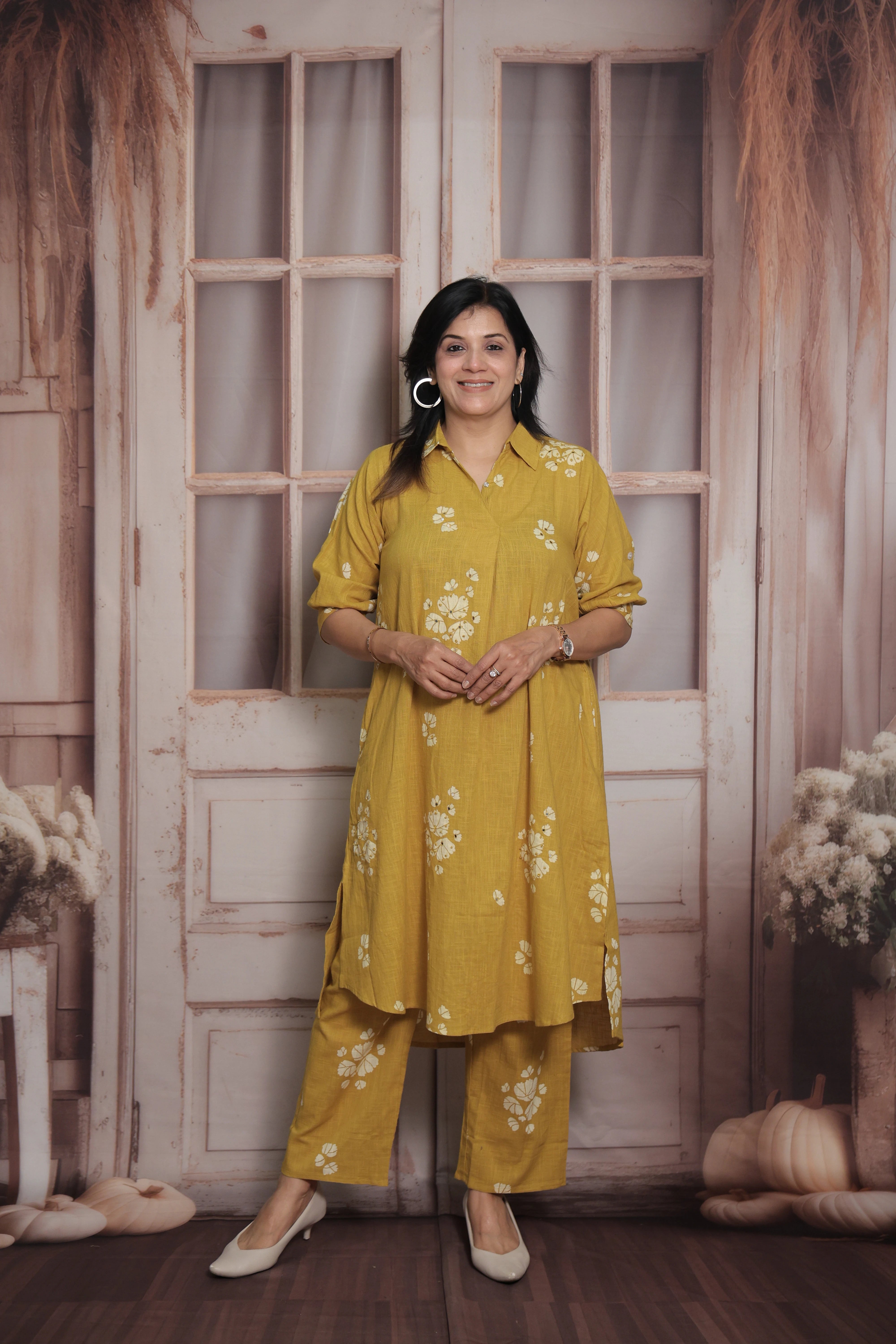 Metallic Gold Collar Neck Kurti Pant Set | Cotton | Floral Print & Mirror Work