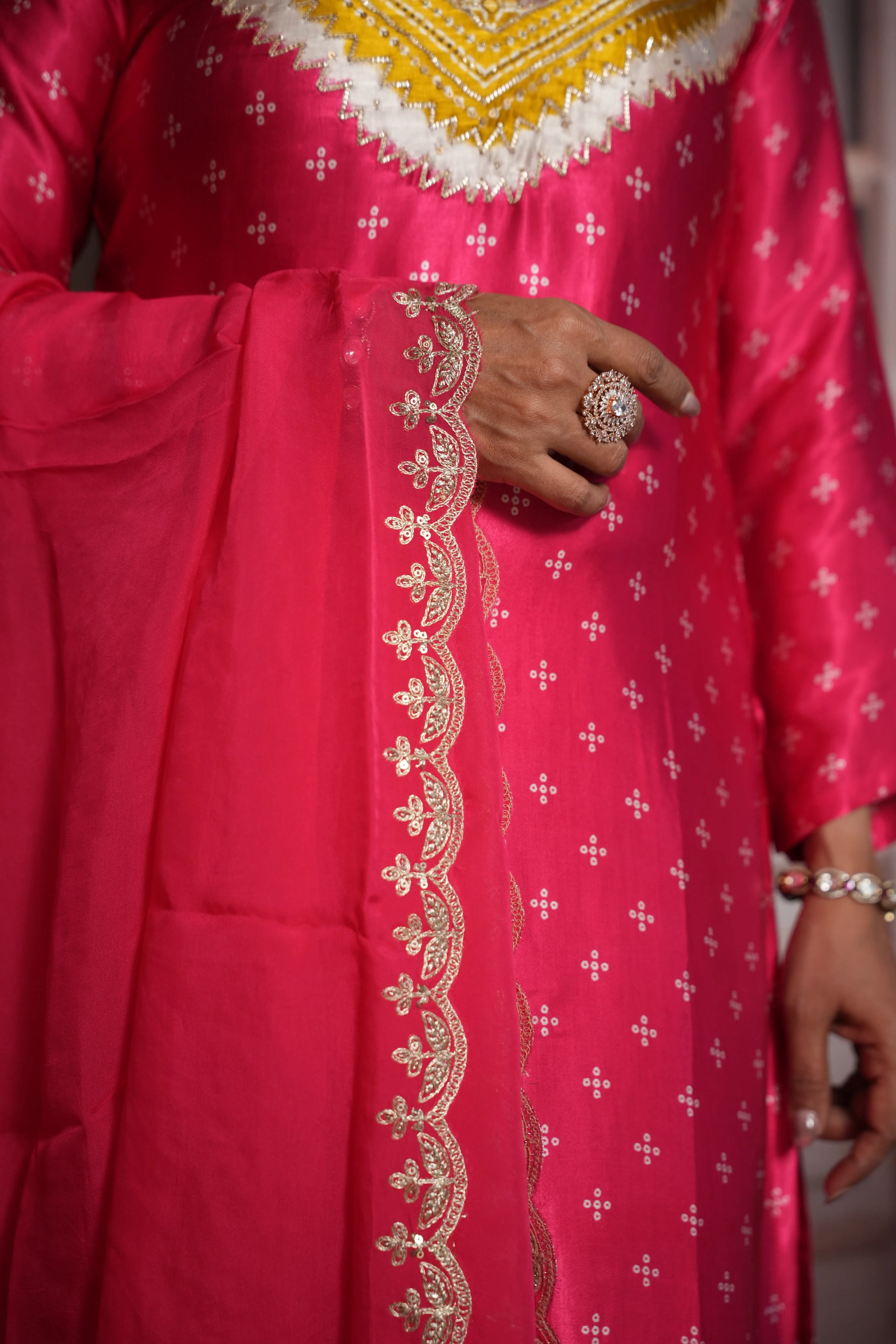 Rani Bandhej Print Kurta Dupatta Set | Gaji Silk