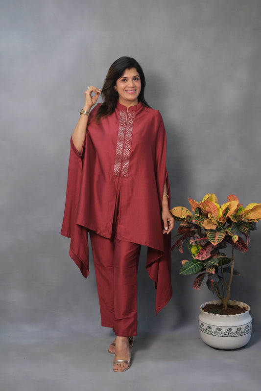 Indo Western Kaftan Co-ord Set – Embroidered Muslin Silk Partywear for Bold Elegance