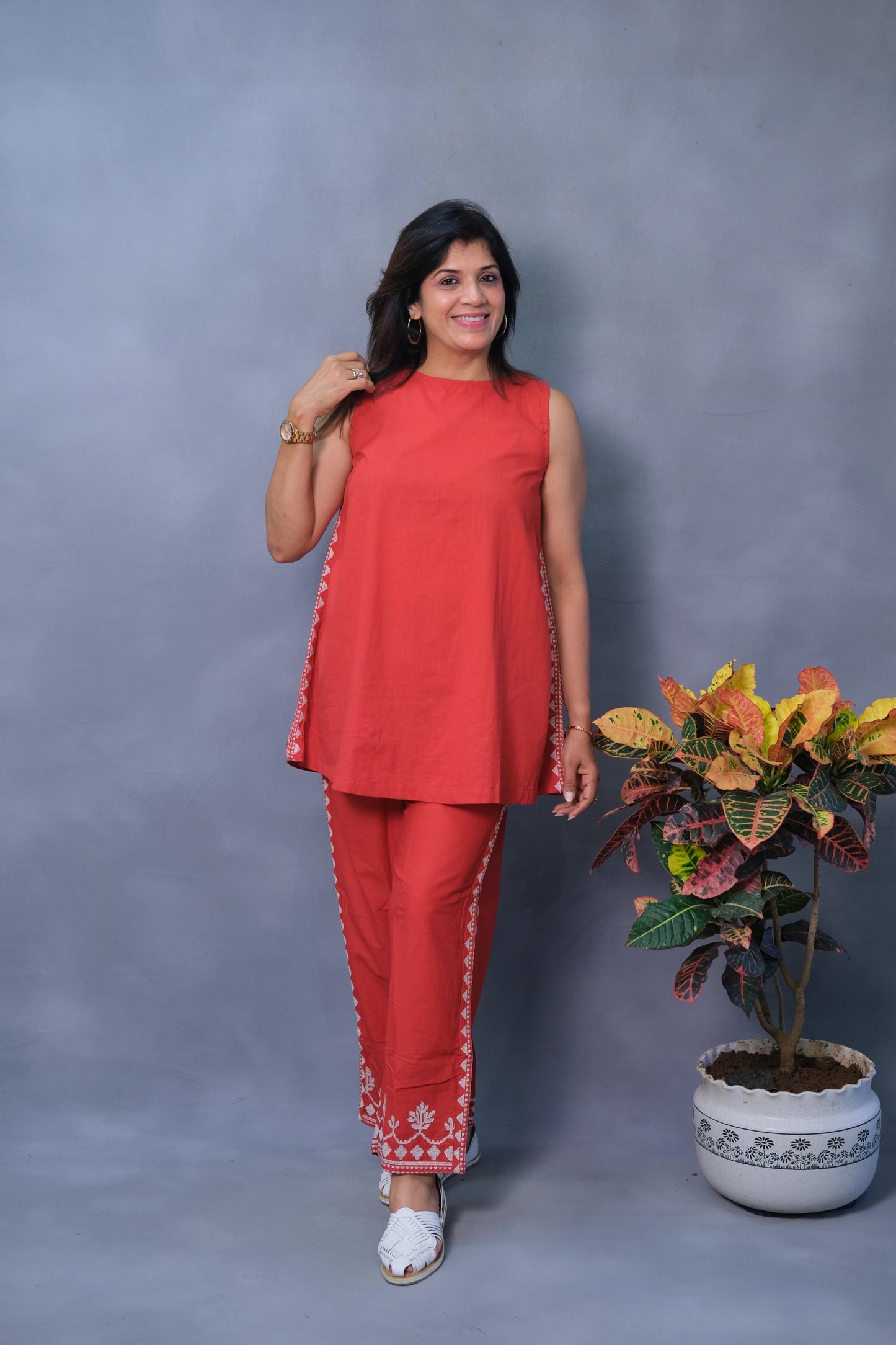 Red Sleeveless Co-ord Set – Pure Cotton Power Dressing for Modern Women