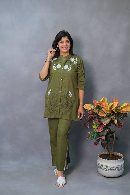 Green Embroidered Co-ord Set – Pure Cotton Comfort with Elegant Detailing