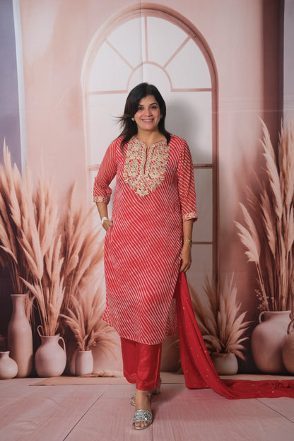 Red Leheriya Print Chiffon Dupatta Set with pitta Work