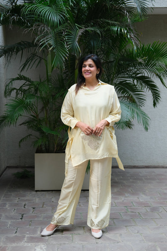 Cream Mul Chanderi Co-ord Set with Appliqué & Embroidery Work