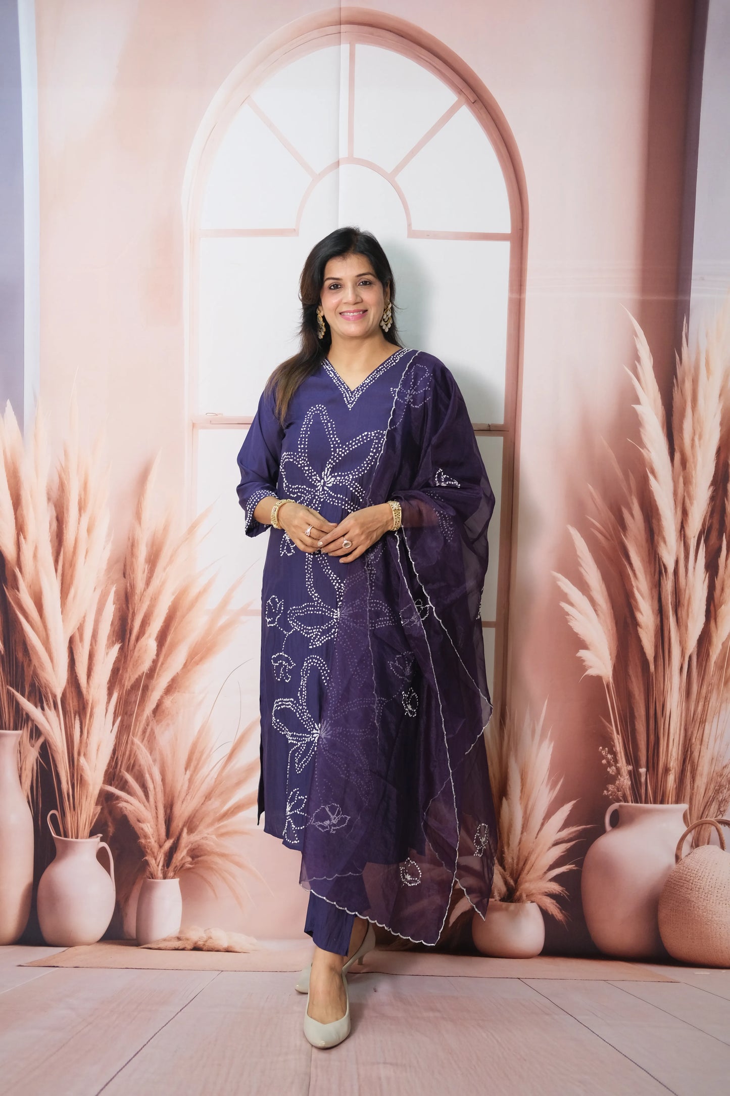 Navy blue Muslin Silk Kurta Dupatta Set with Thread Embroidery