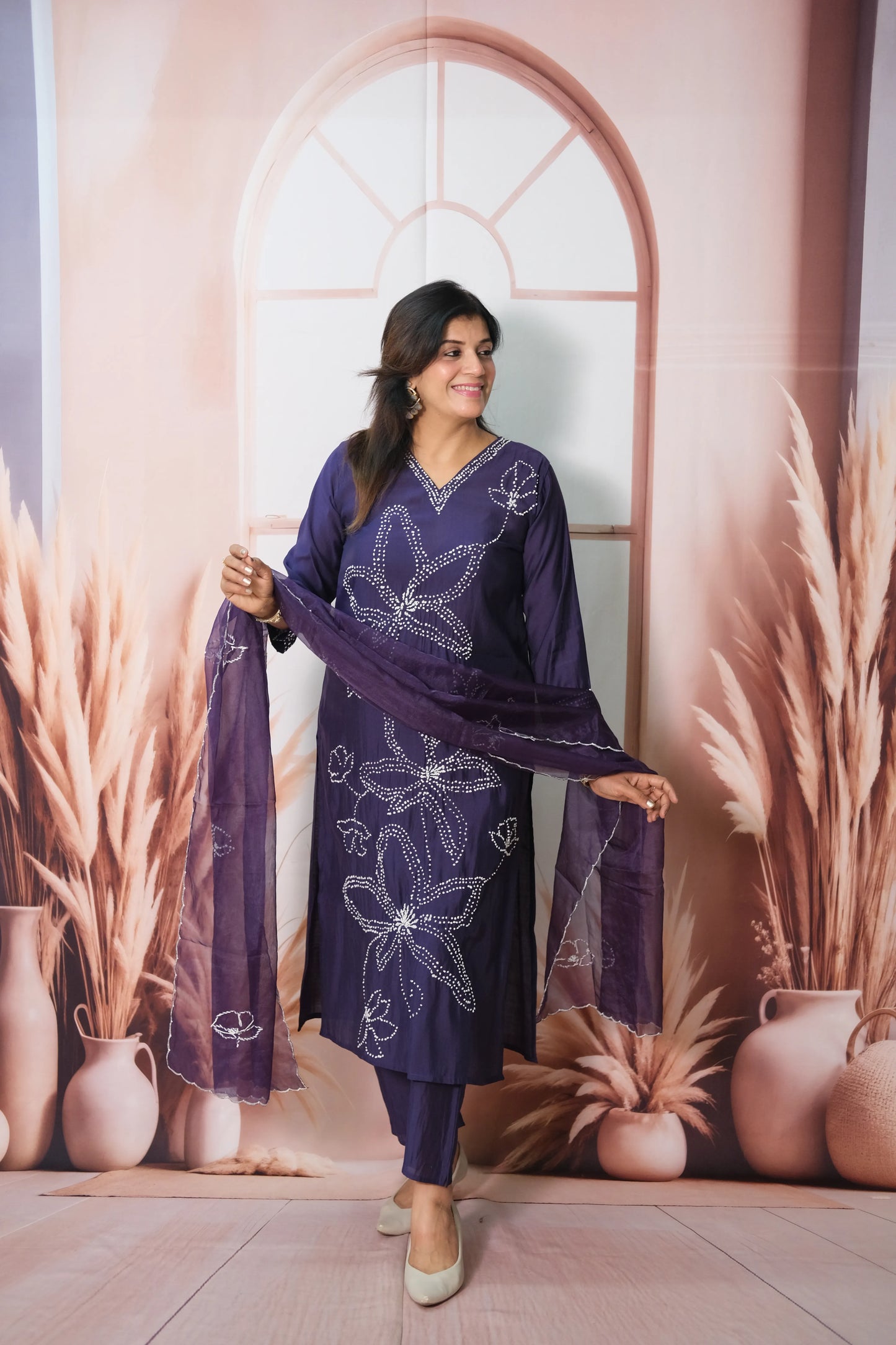 Navy blue Muslin Silk Kurta Dupatta Set with Thread Embroidery