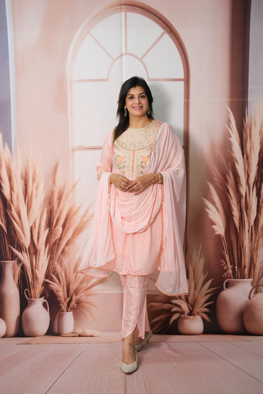Light Pink Mul Chanderi Knee-Length Kurta Dupatta Set with Machine Embroidery