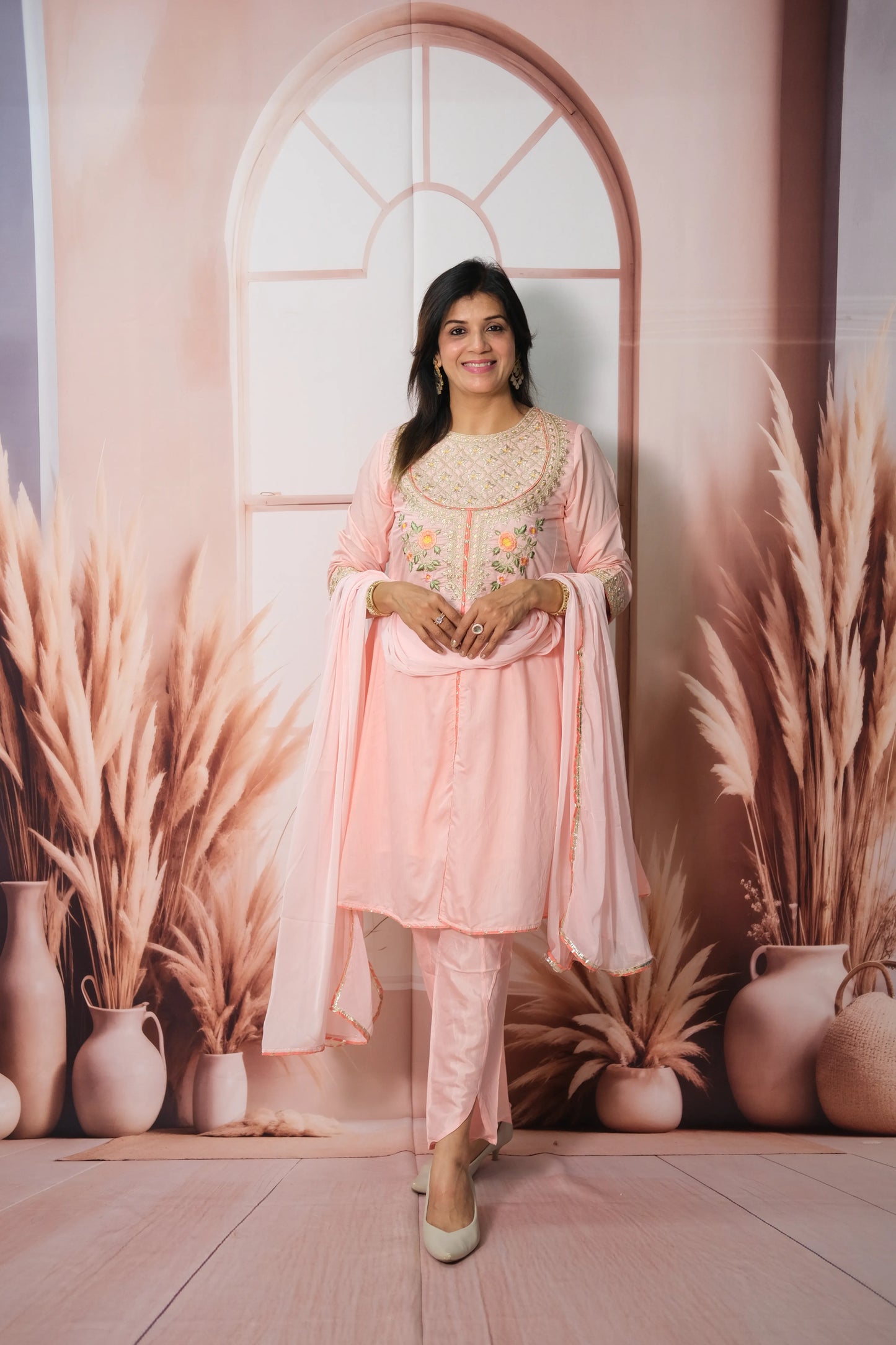 Light Pink Mul Chanderi Knee-Length Kurta Dupatta Set with Machine Embroidery