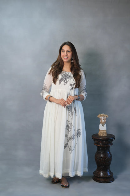 White Anarkali with Thread Work & Inner | Mul Cotton