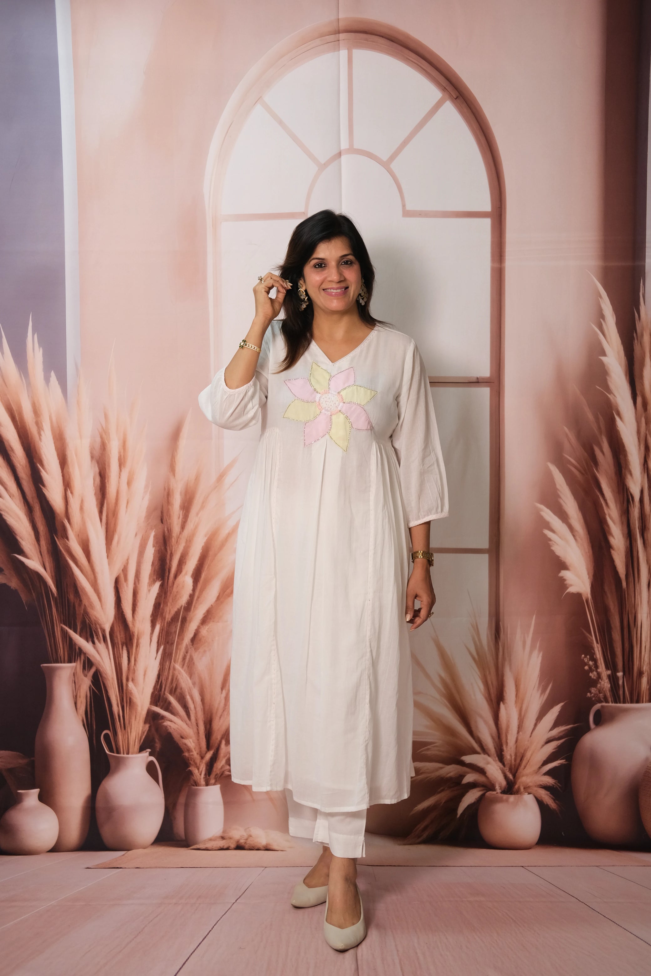 White Kurta Pant Set – Embroidered Mul Cotton Festive Wear for Graceful Elegance