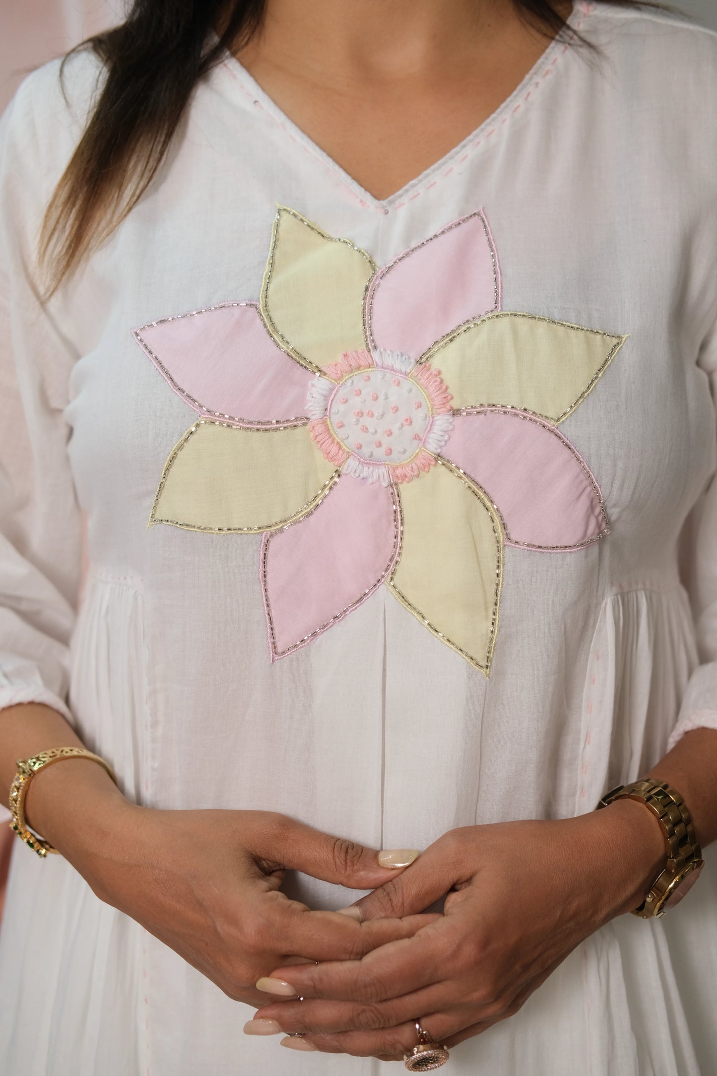 White Kurta Pant Set – Embroidered Mul Cotton Festive Wear for Graceful Elegance