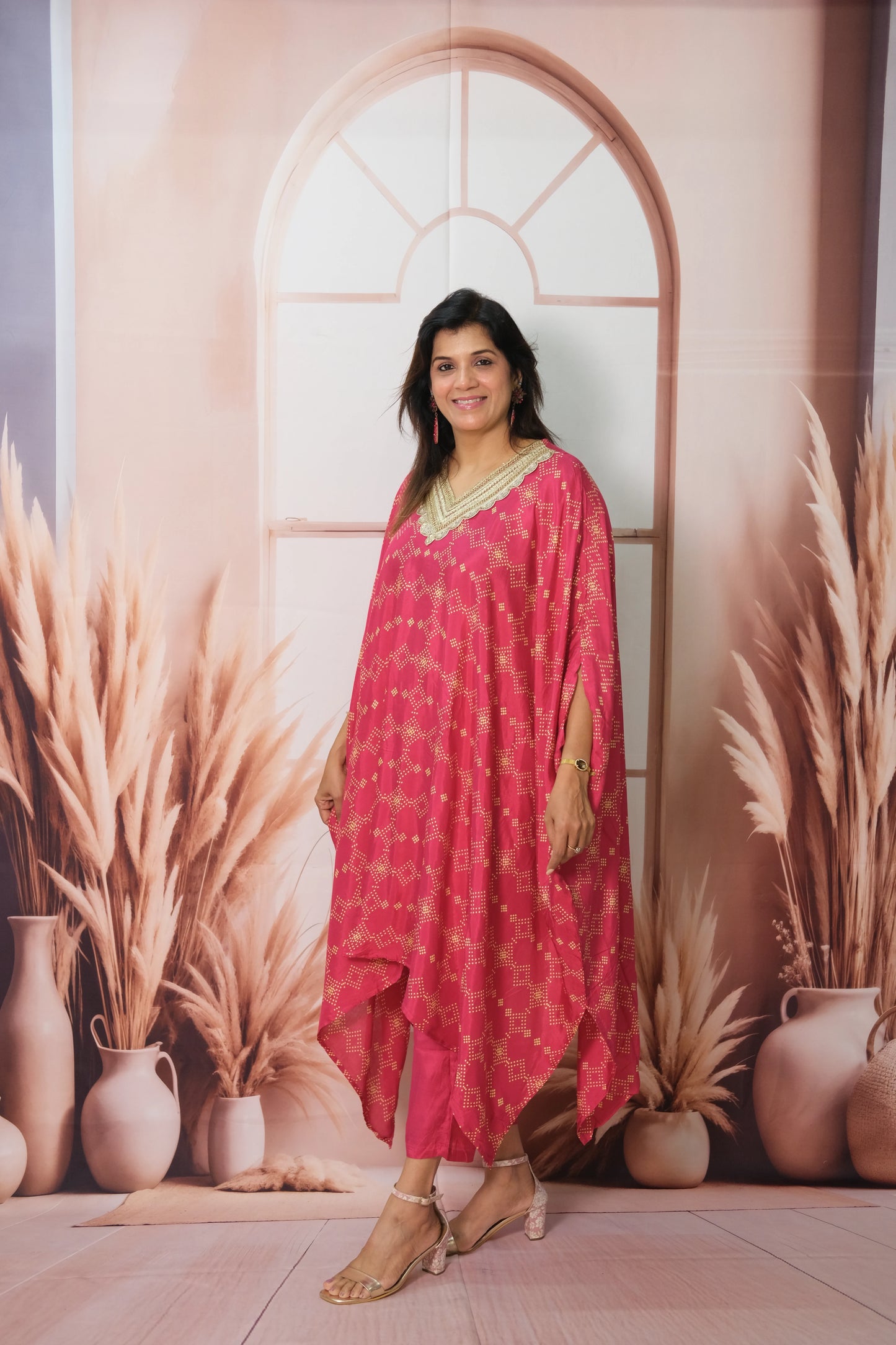 Rani Kaftan Set in Muslin with Embroidery & Print – Festive Wear Redefined