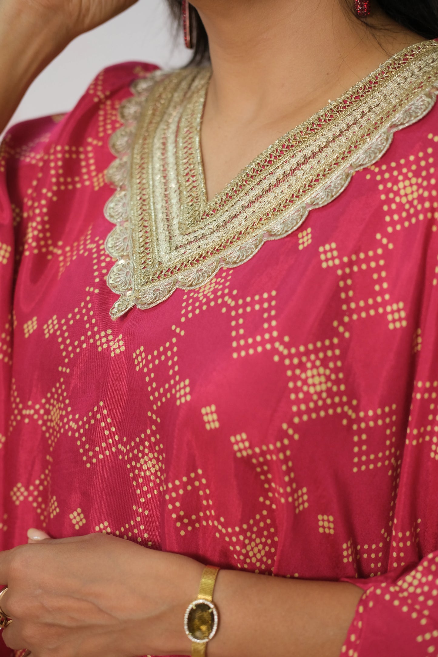 Rani Kaftan Set in Muslin with Embroidery & Print – Festive Wear Redefined