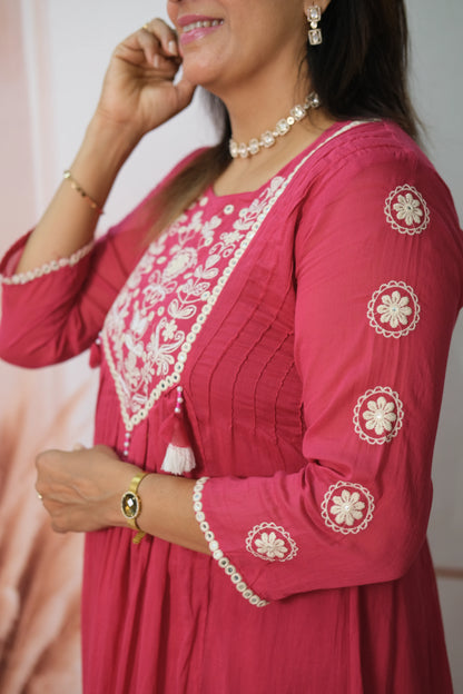 Rani Pink A-Line Dupatta Set in Mul Cotton with Embroidery – Timeless Festive Elegance
