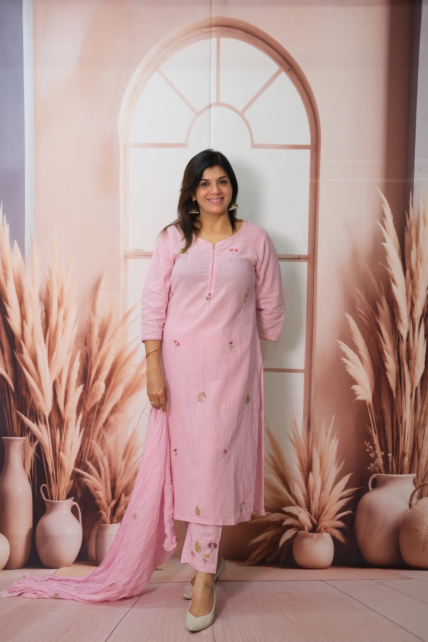 Baby Pink Kurta Pant with Dupatta in Flex Cotton with Embroidery