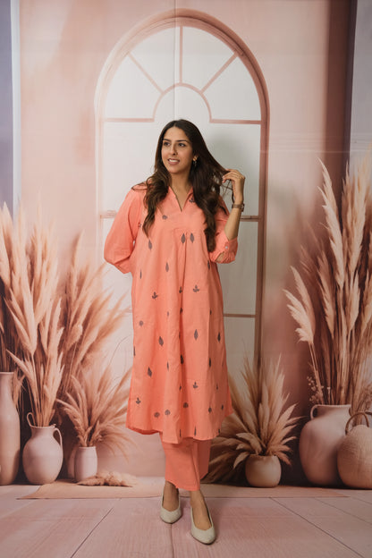 Peach Kurta Pant Set in Soft Cotton with Embroidery – Elegant Daily Wear