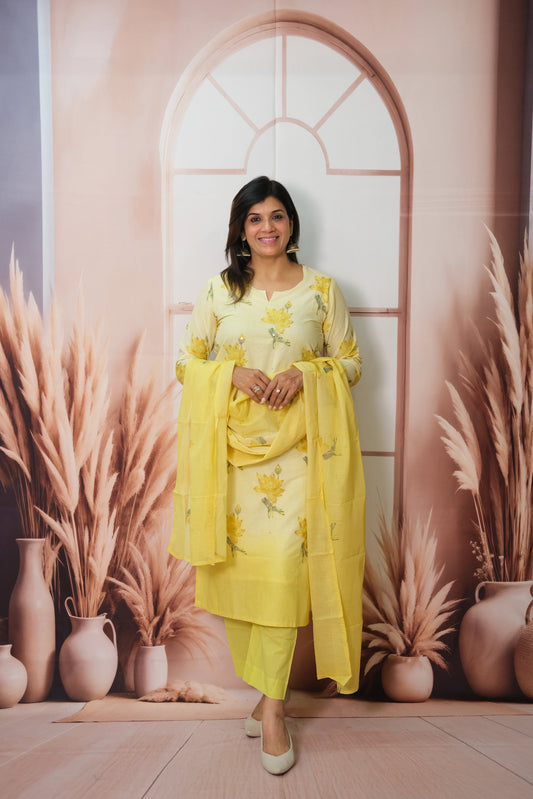 Light Yellow Dupatta Set in Mul Cotton with Gota Patti Work – Elegant Printed Festive Wear
