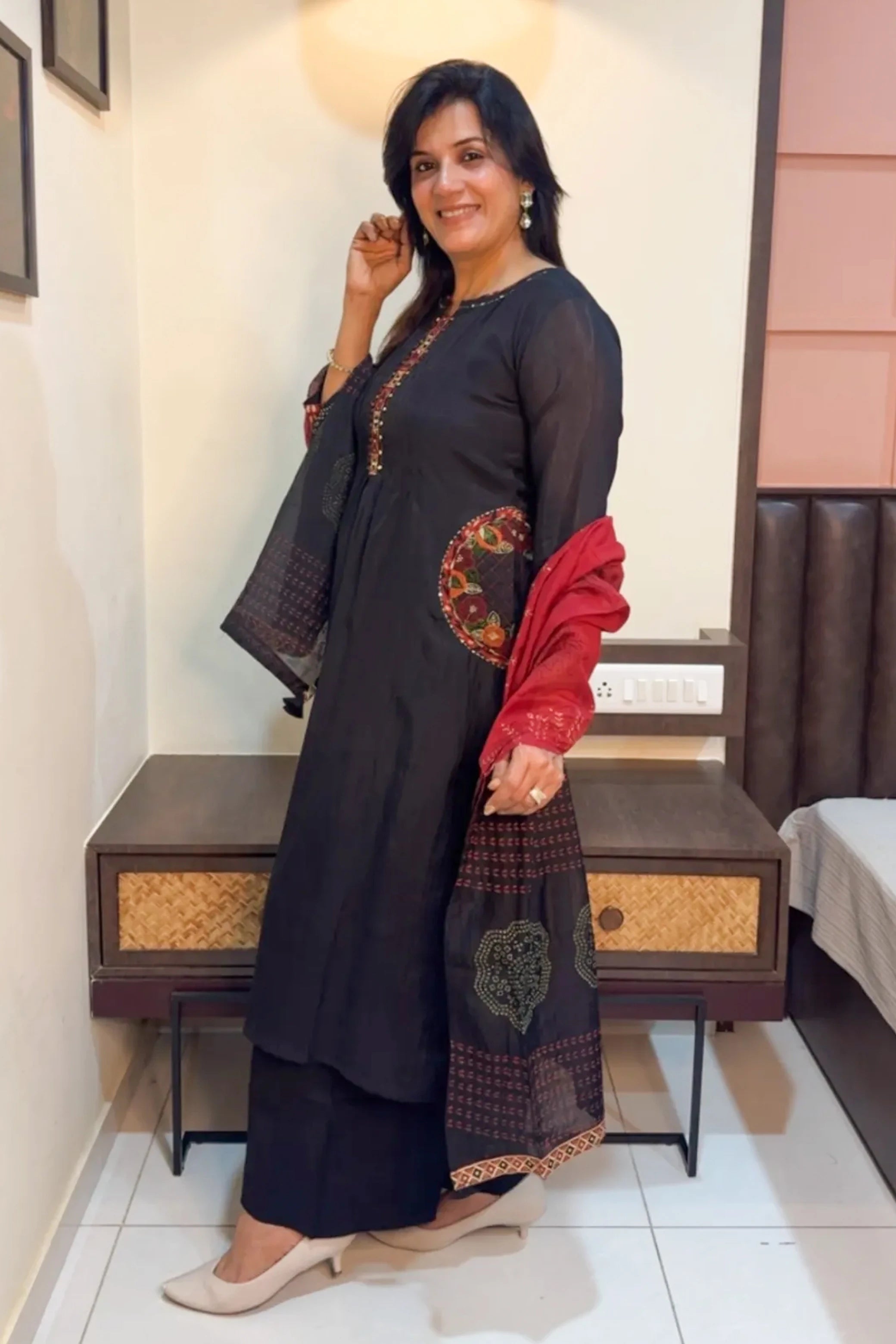 Black Mul Chanderi Kurta Set with Dupatta | Mirror Work & Embroidery