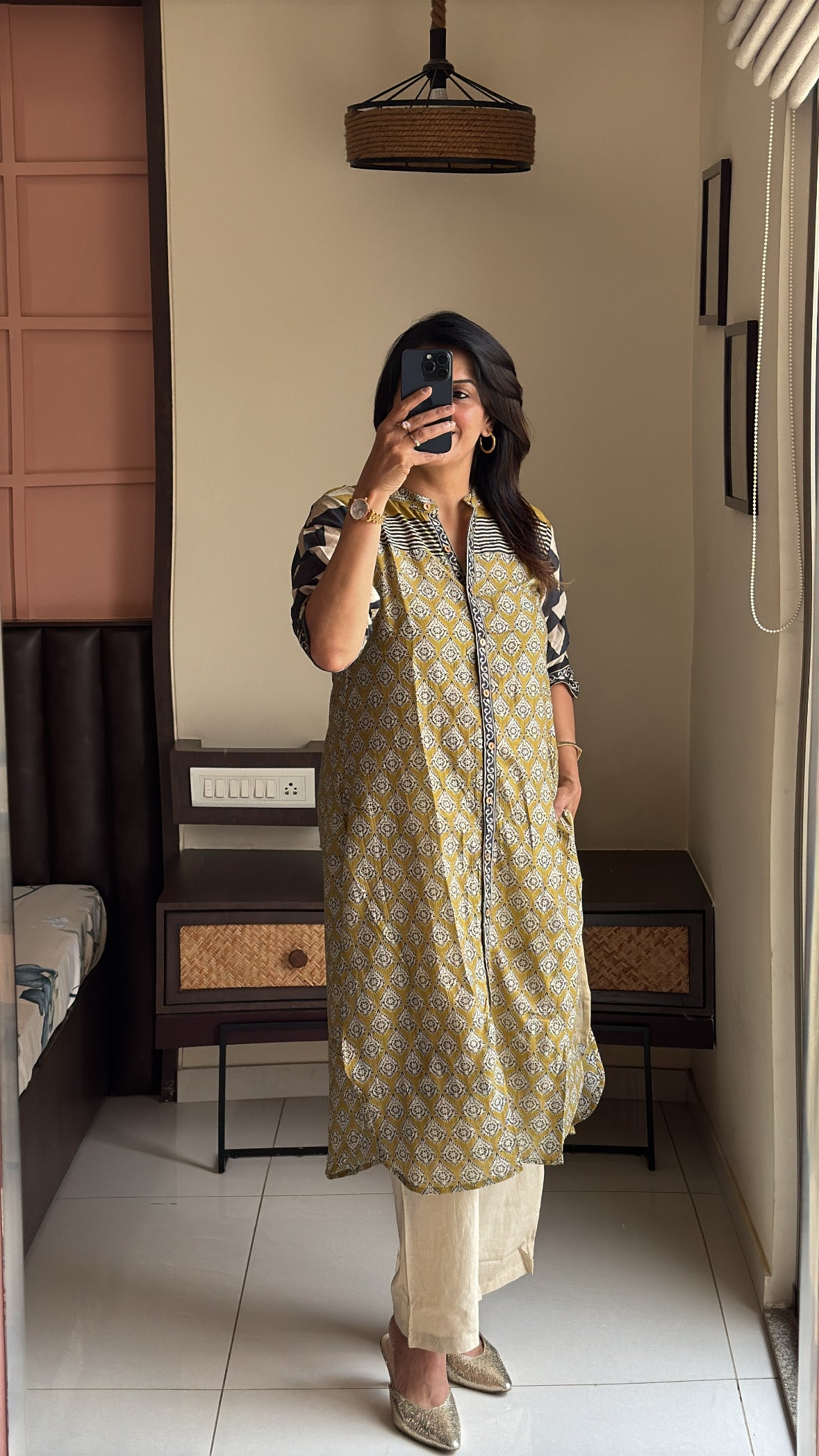 Olive & Beige Apple Cut Kurti with Detachable Inner & Palazzo Set | Kalamkari Print | Pure Mul Chanderi