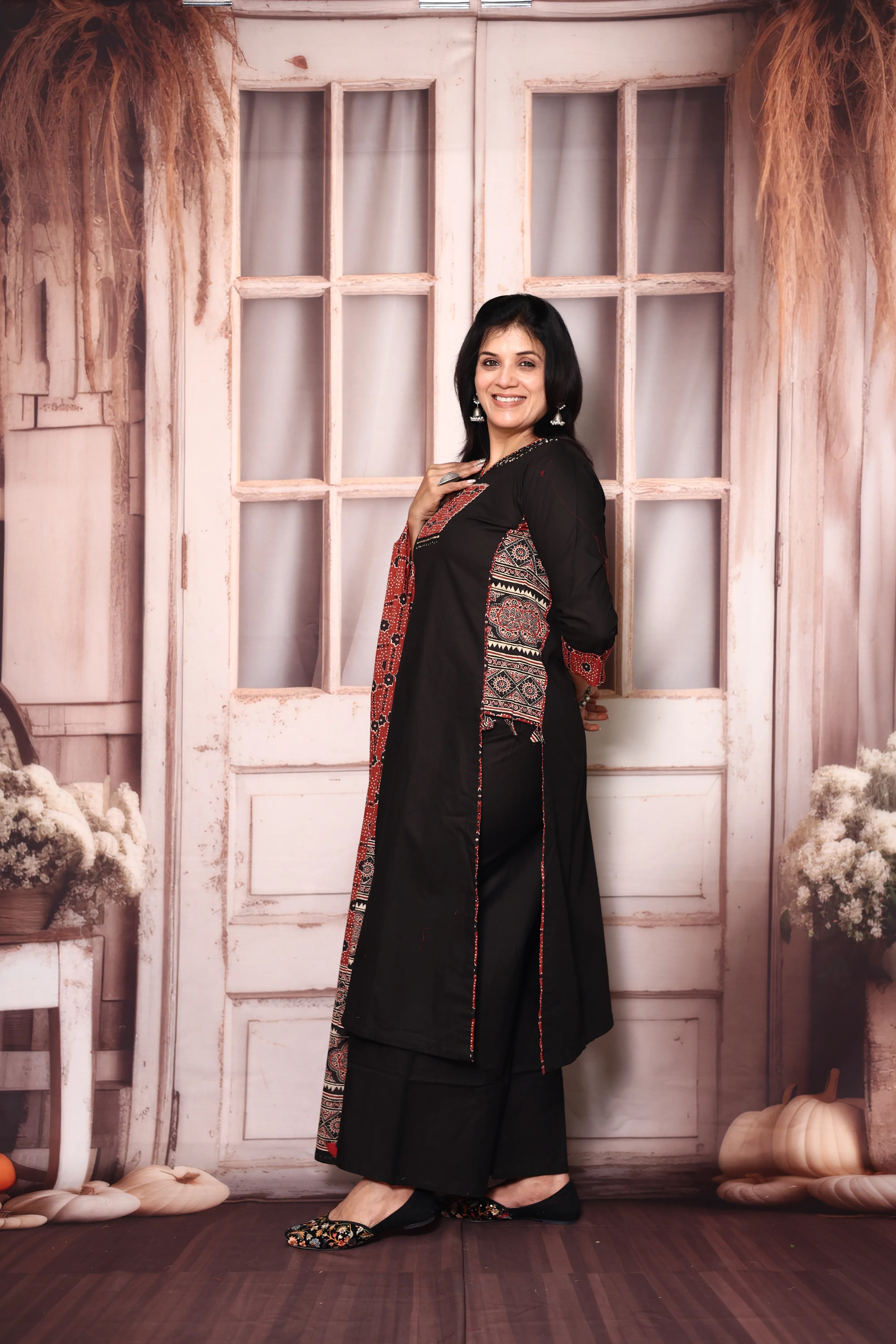 Black Cotton Kurti Palazzo Set with Printed Dupatta | Gamthi Print Mirror & Sequins Work