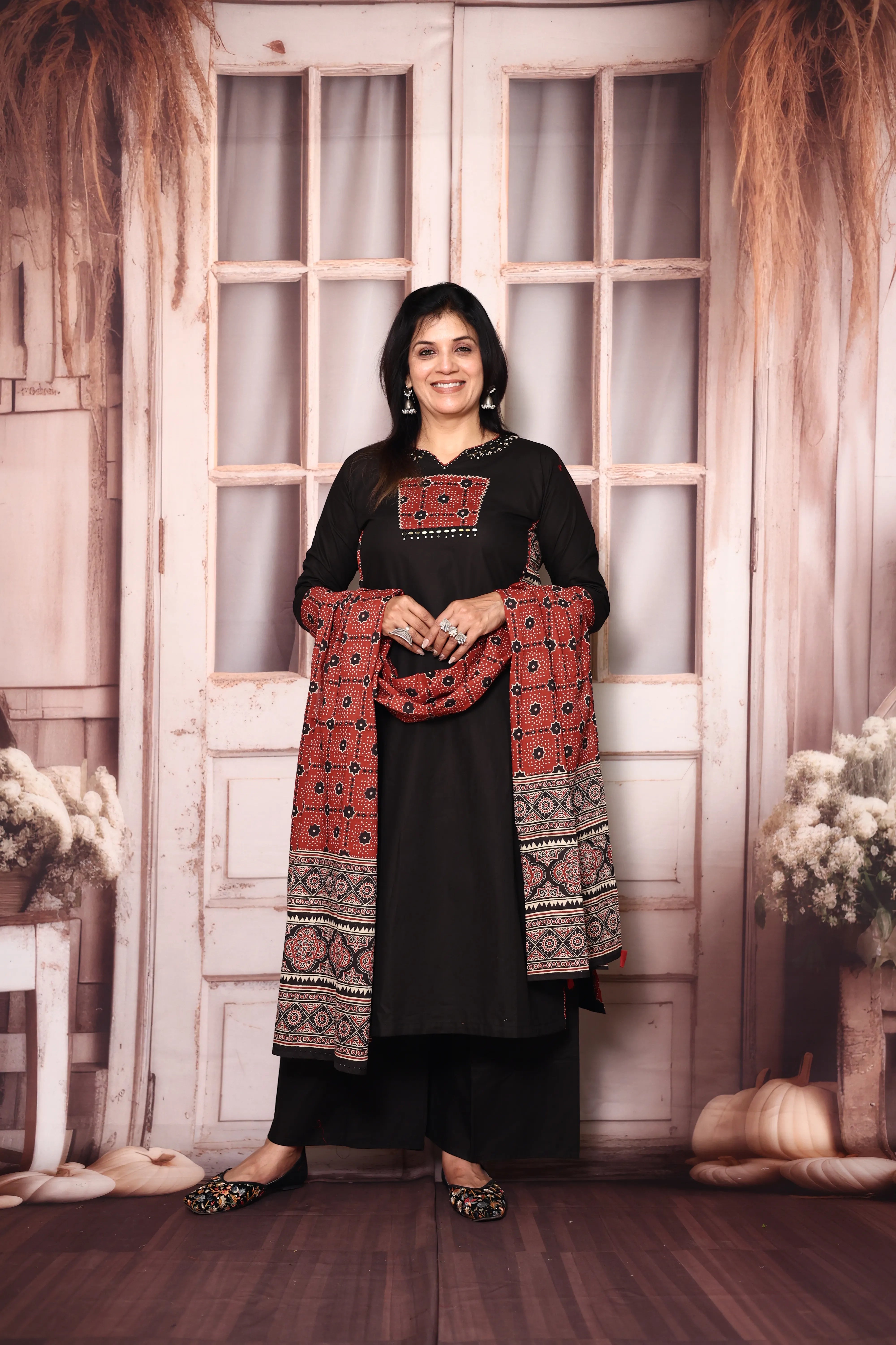 Black Cotton Kurti Palazzo Set with Printed Dupatta | Gamthi Print Mirror & Sequins Work