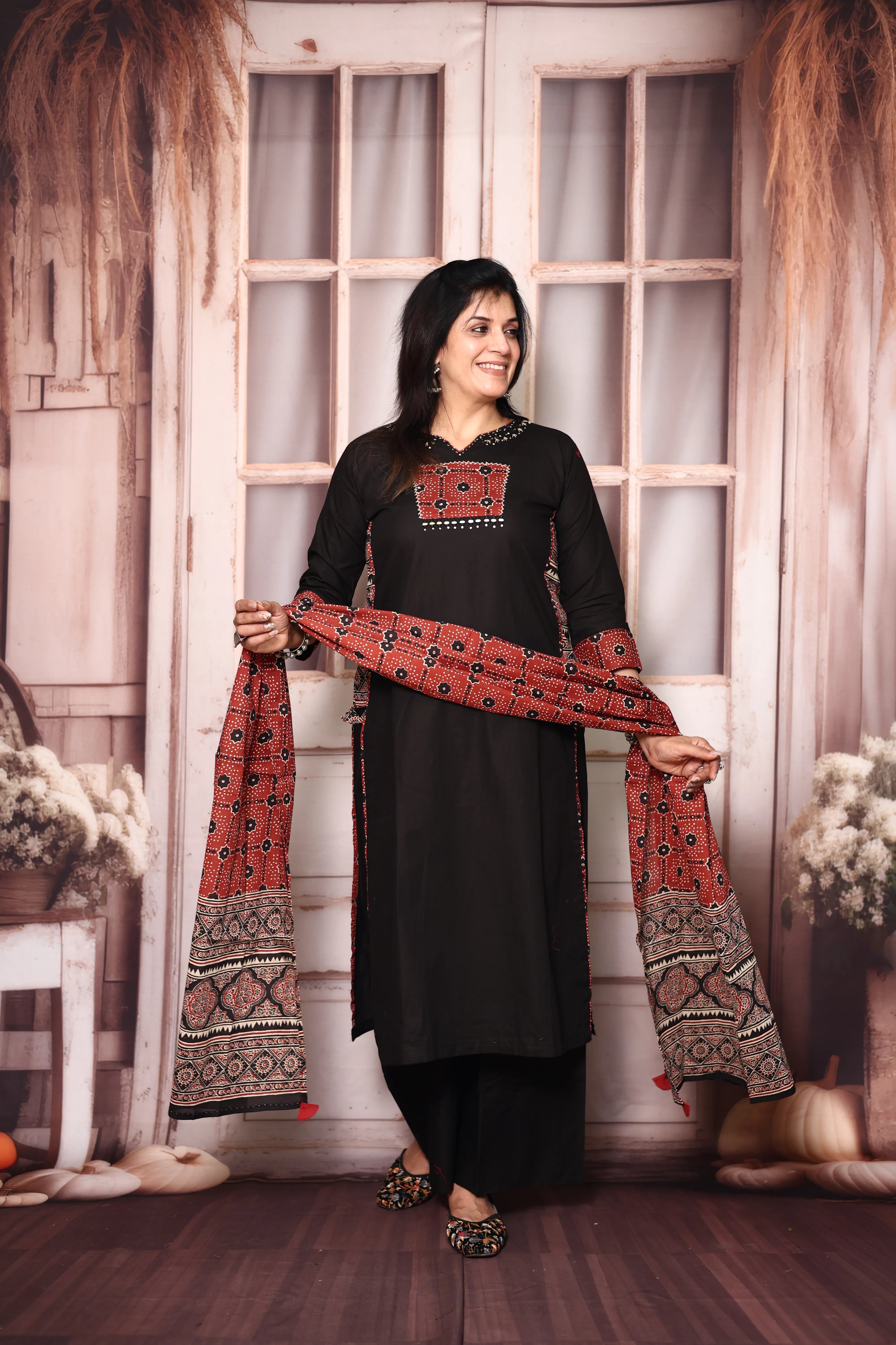Black Cotton Kurti Palazzo Set with Printed Dupatta | Gamthi Print Mirror & Sequins Work
