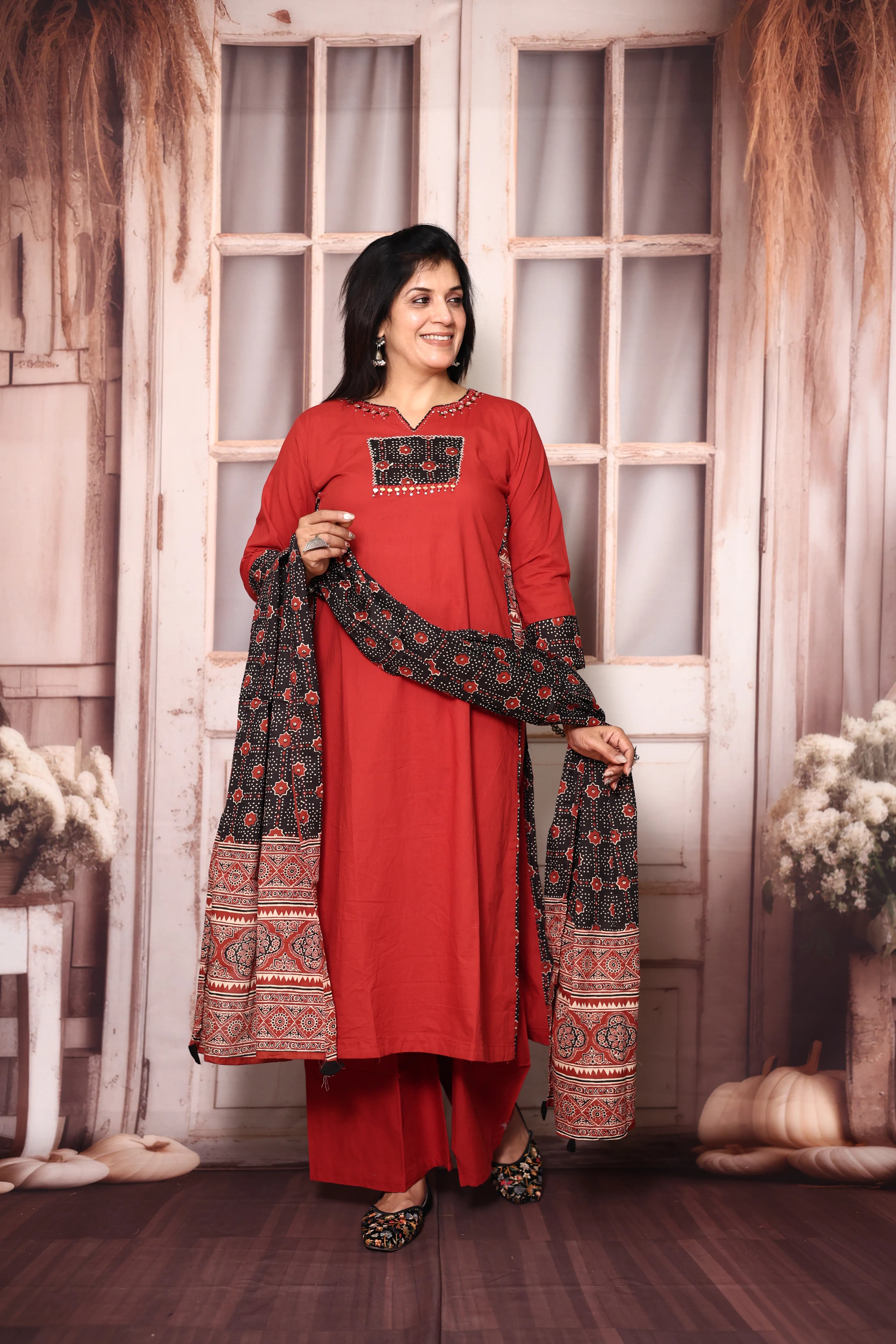 Red Cotton Kurti Palazzo Set with Printed Dupatta | Gamthi Print Mirror & Sequins Work