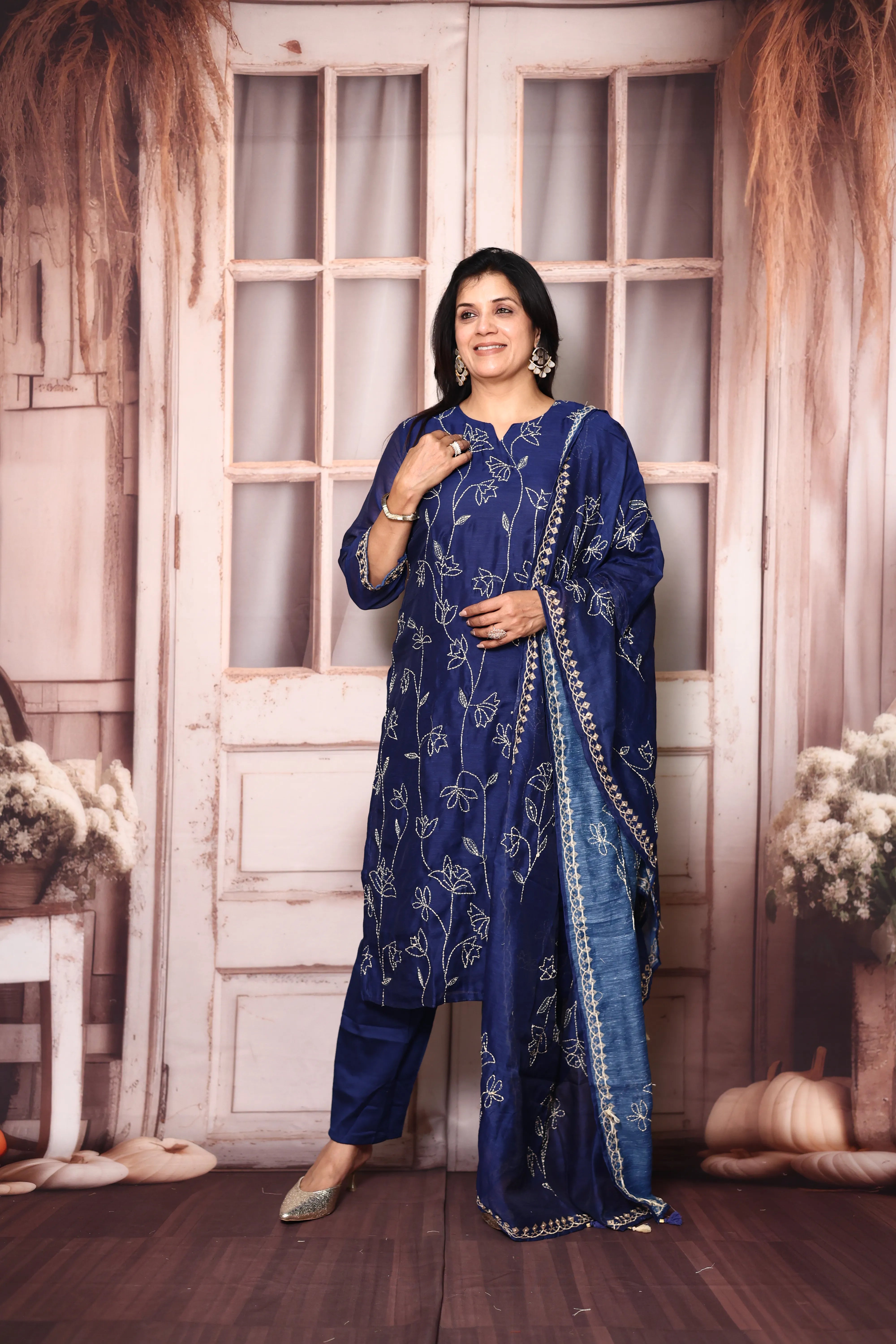 Blue Floral Kantha Work Linen Kurta Pant Dupatta Set | Sizes 38–50