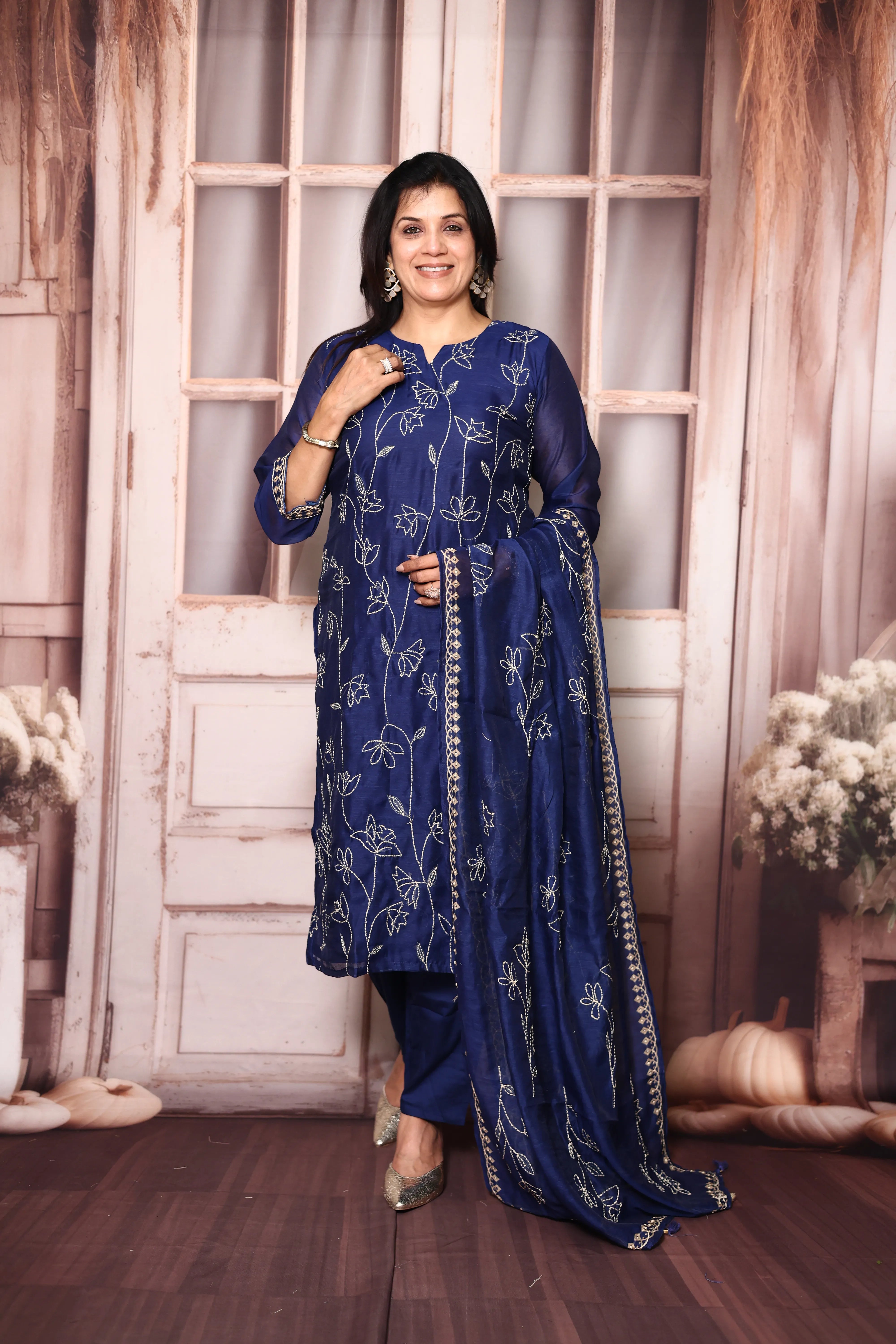 Blue Floral Kantha Work Linen Kurta Pant Dupatta Set | Sizes 38–50