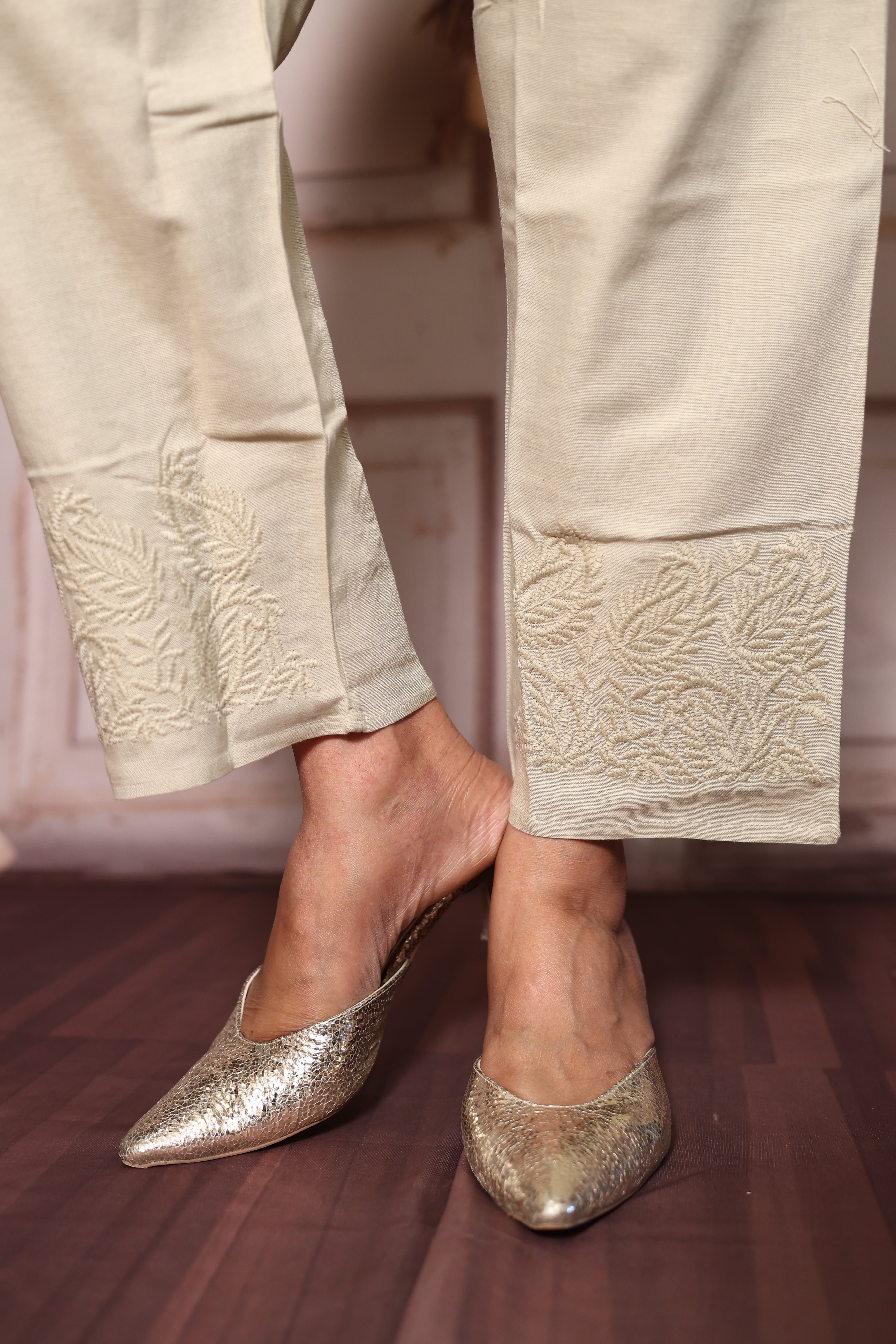 Green & Sage - Tail cut Top Pant Co-Ord Set | Self Thread Work Cotton Casual Wear