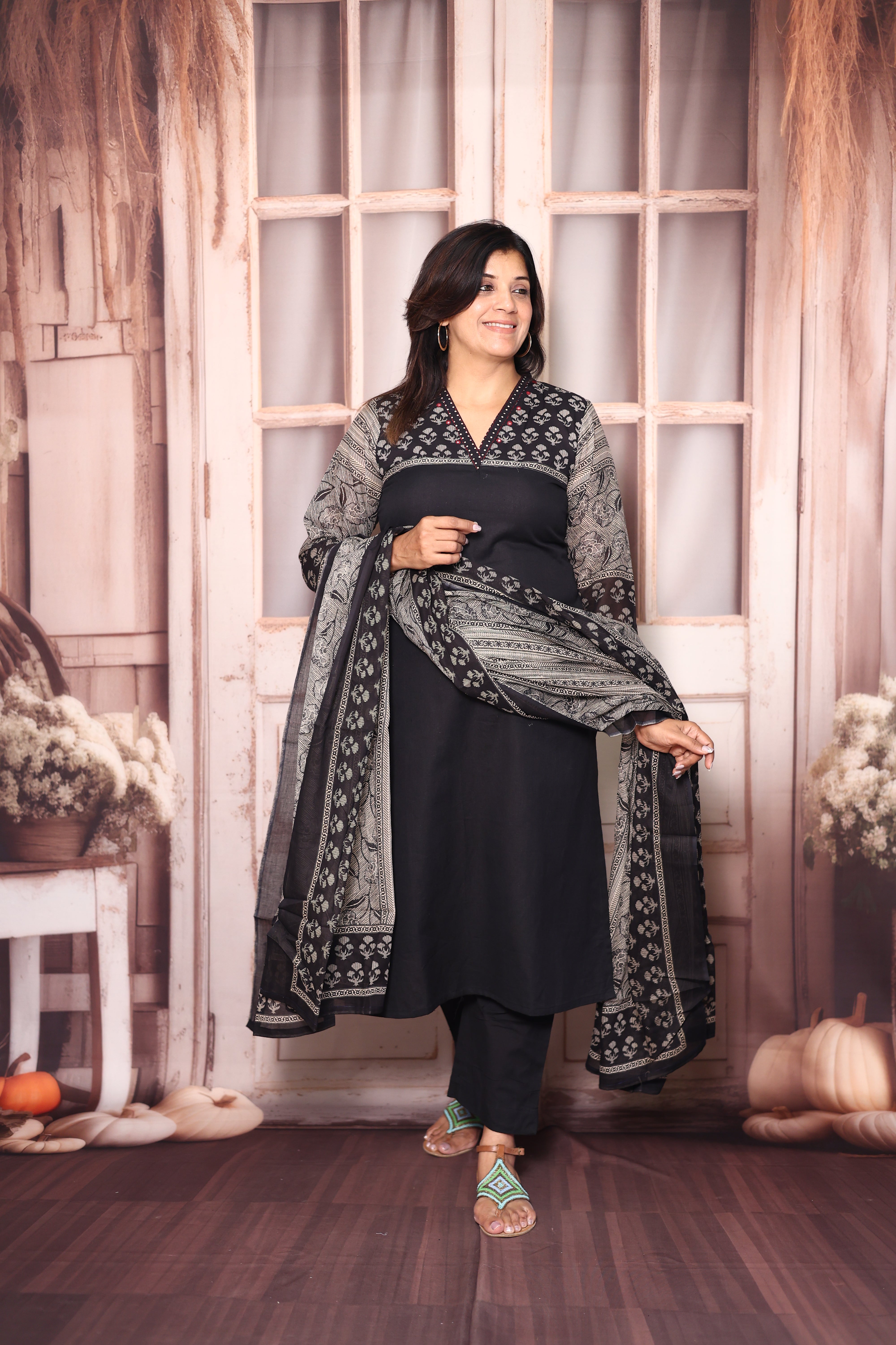 Black Kalamkari Print Dupatta Set | Mirror Work Mul Cotton Ethnic Wear