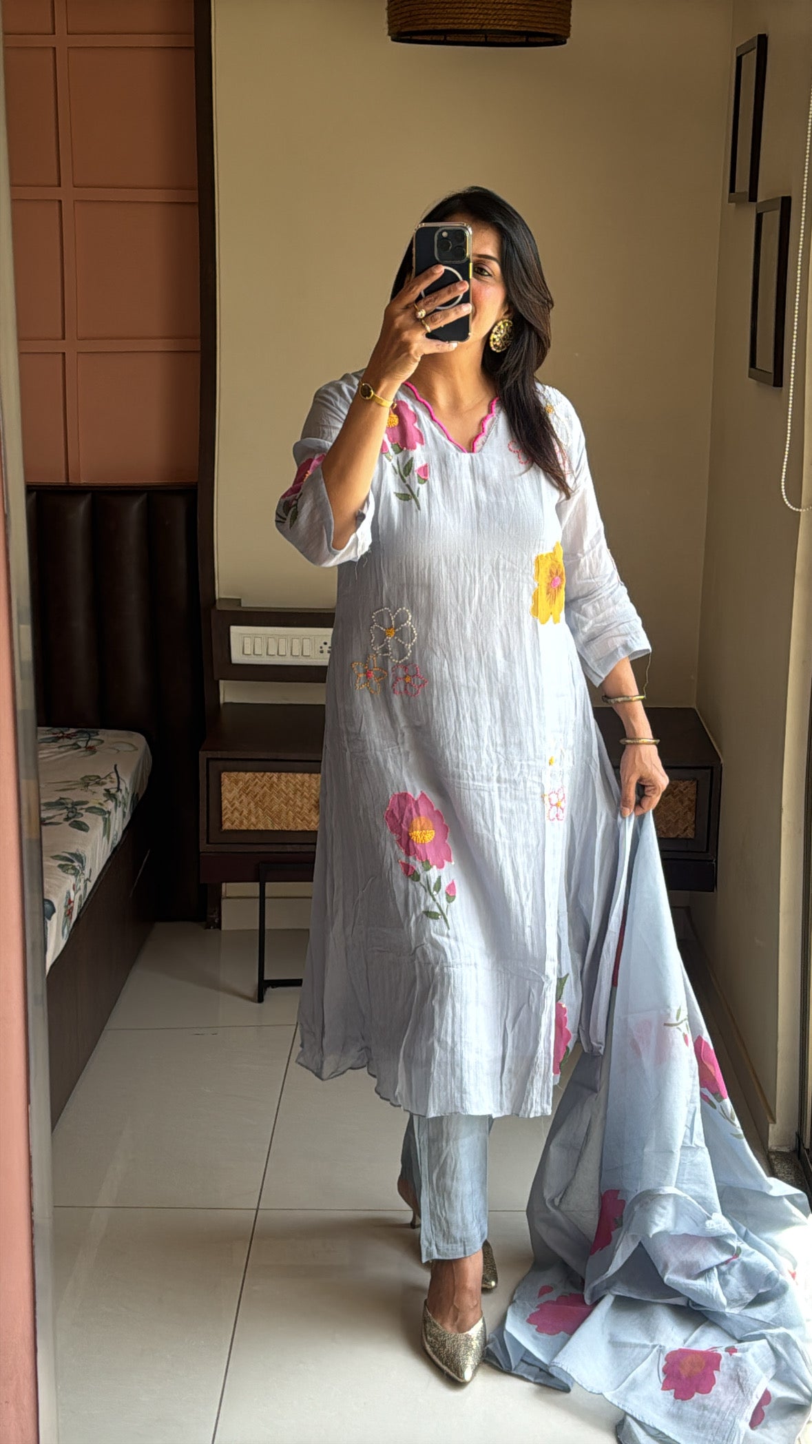 Grey A-Line Kurta with Organza Appliqué Work | Pure Banarasi Mul Chanderi