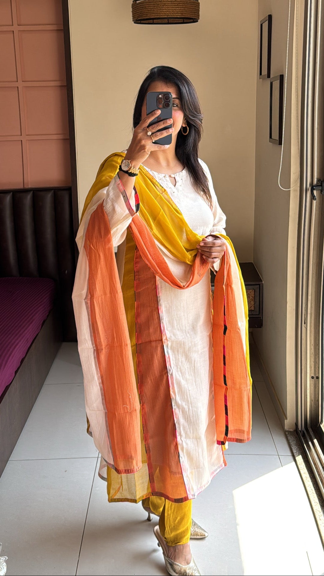 Light Beige – Color-Blocked A-Line Kurta Pant Dupatta Set | Banarasi Mul Chanderi
