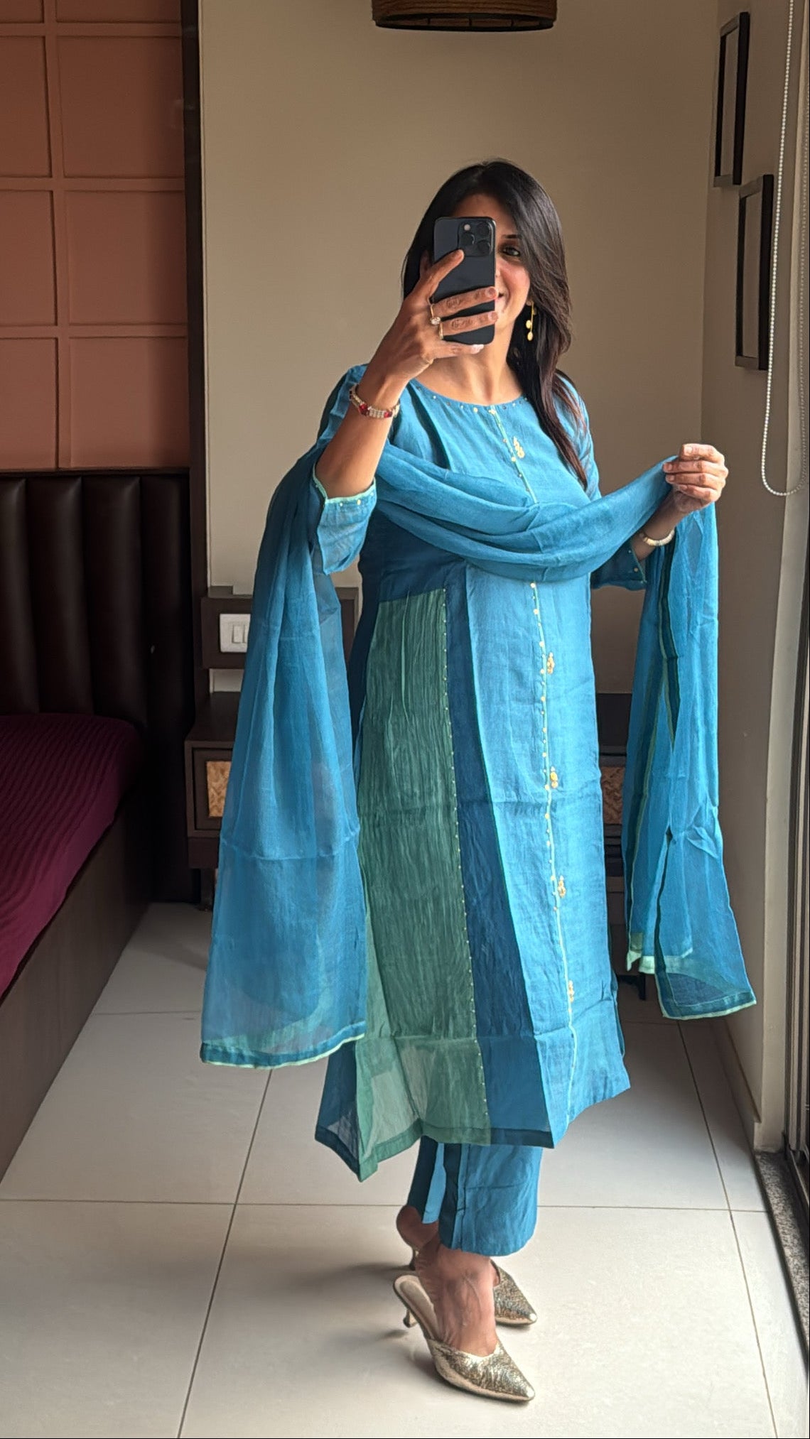 Cerulean Blue – Color-Blocked A-Line Kurta Pant Dupatta Set | Banarasi Mul Chanderi