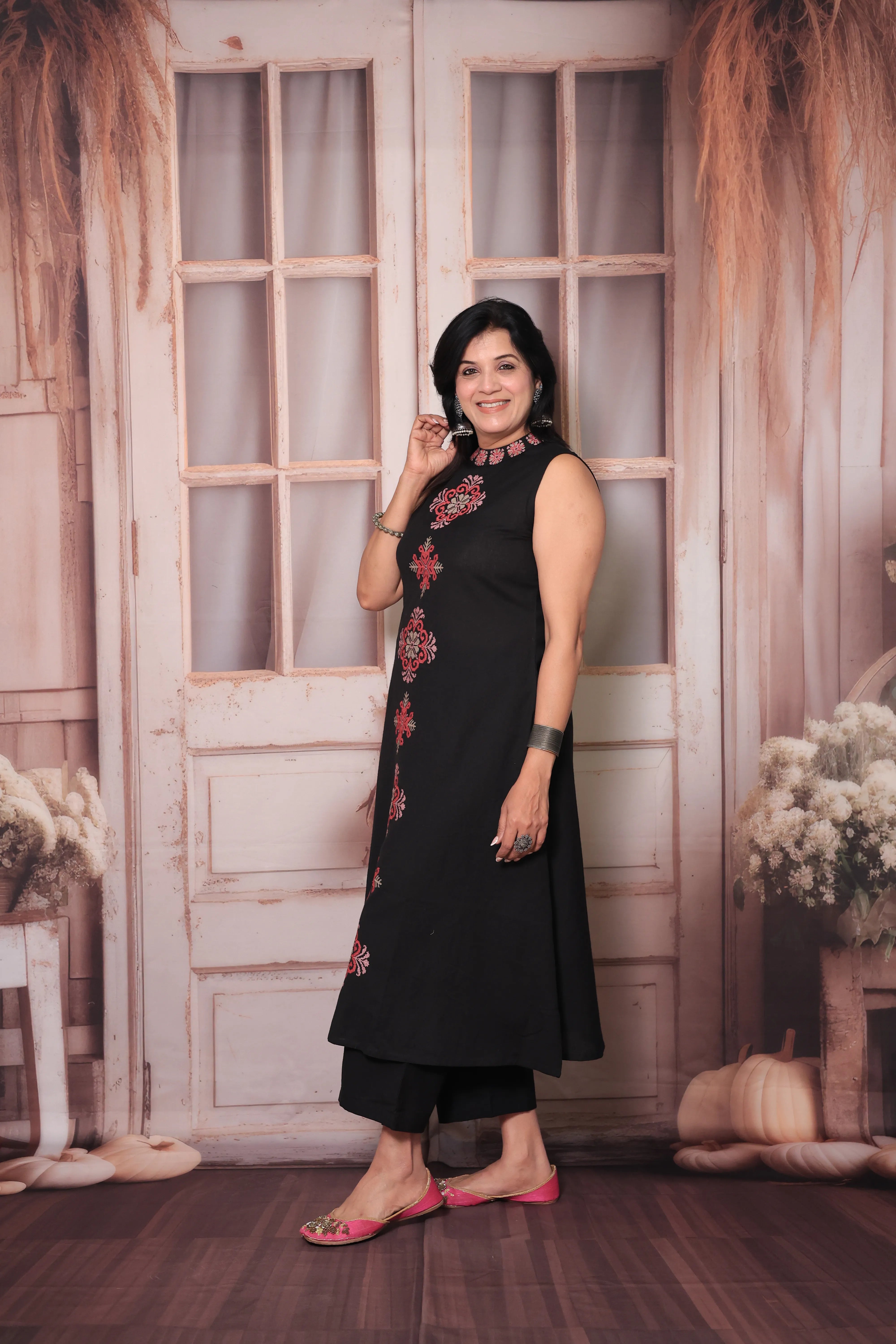 Black Sleeveless Floral Embroidered Kurta Pant Set | Attached Sleeves Design