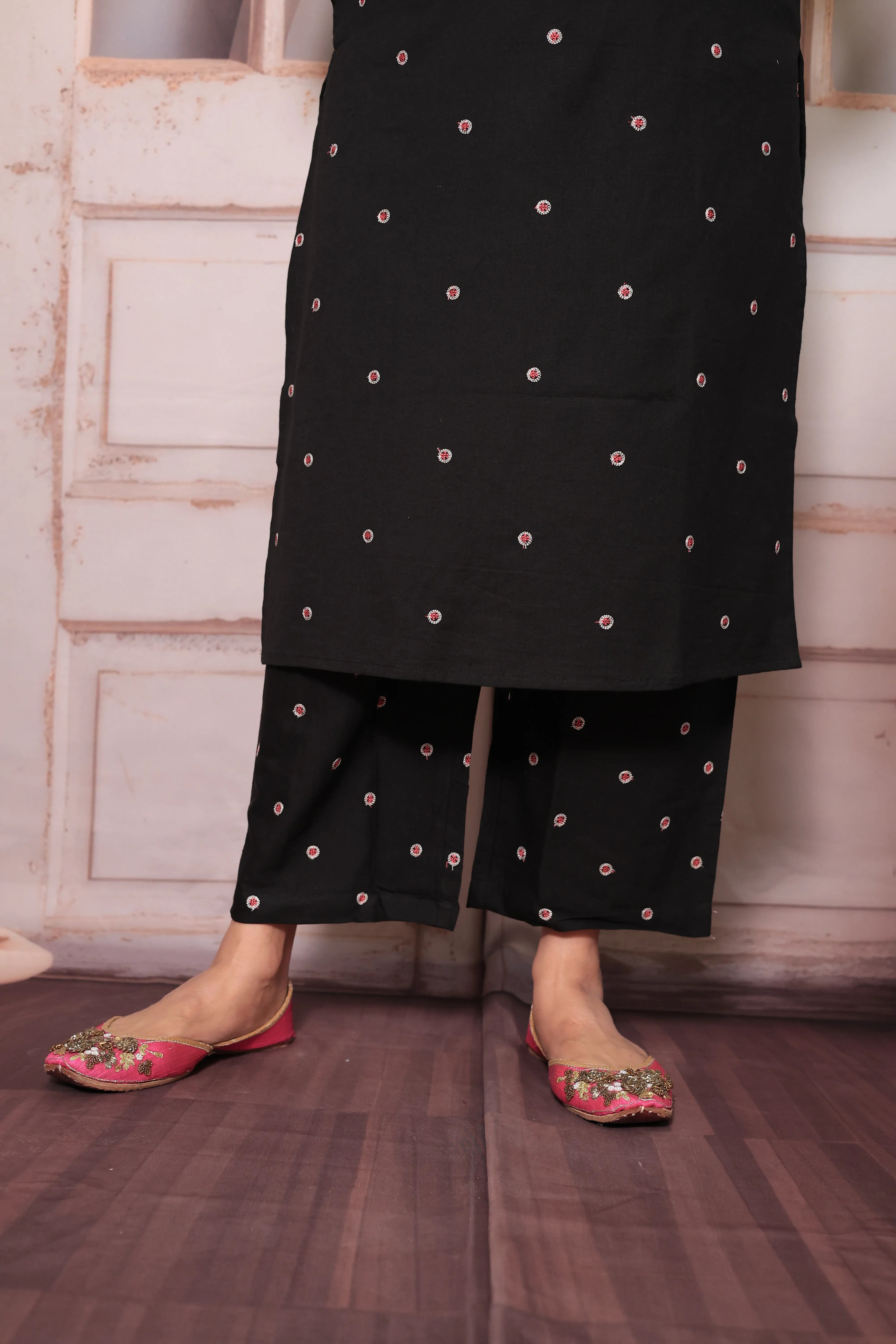 Black Sleeveless Embroidered Kurta with Trousers Co-Ord Set | Versatile Attached Sleeves