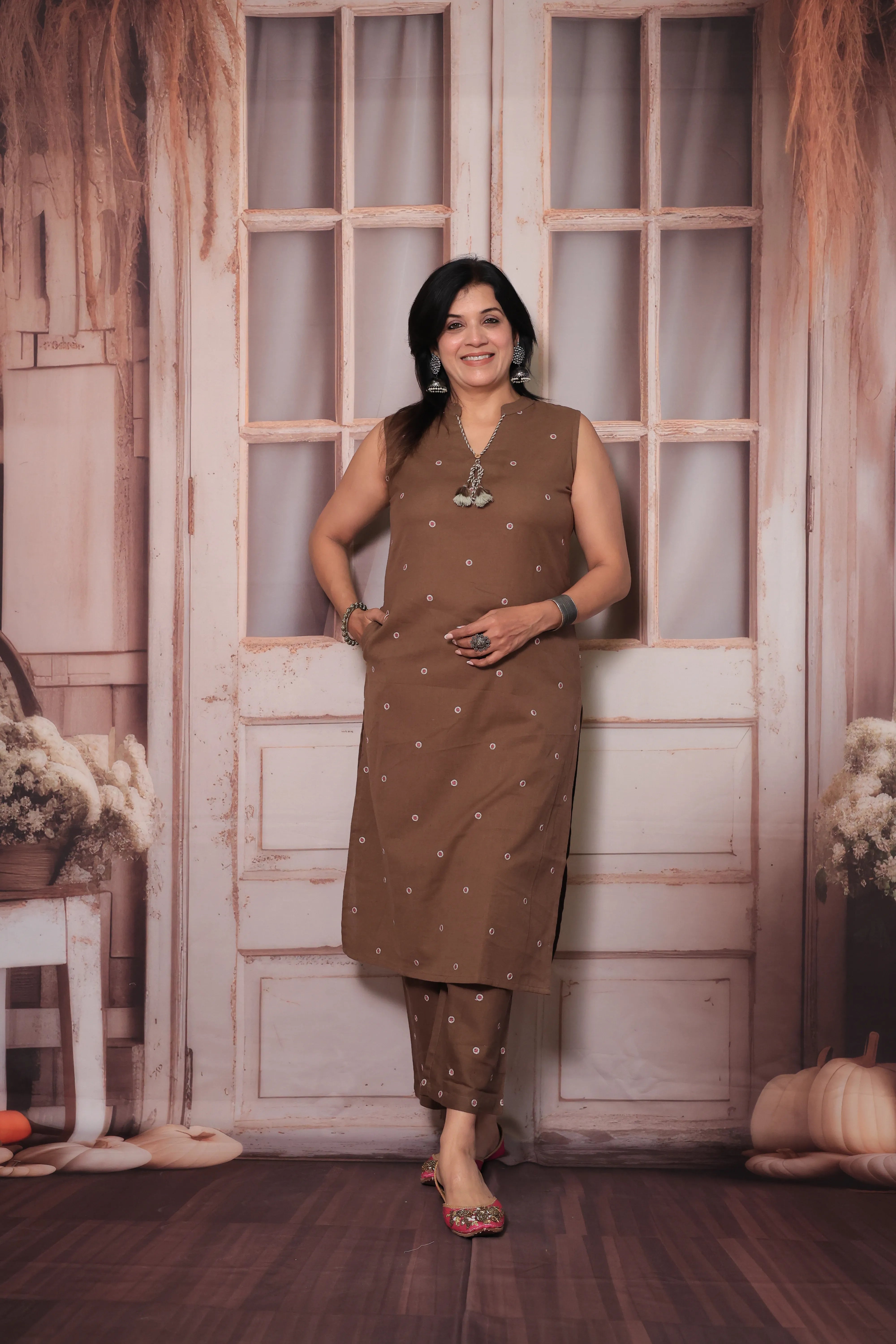 Brown Sleeveless Embroidered Kurta with Trousers Co-Ord Set | Versatile Attached Sleeves