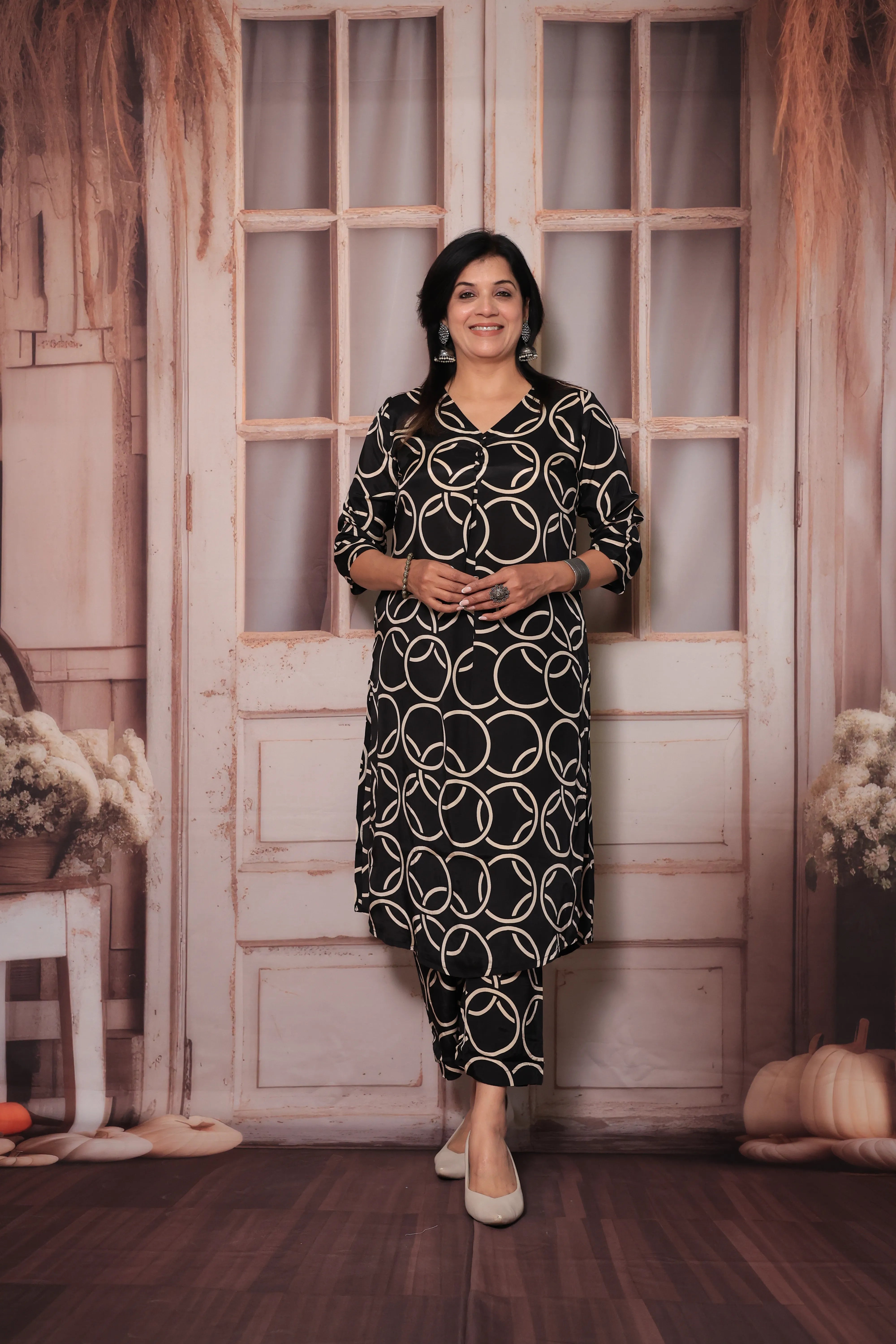 Black Straight Kurta Pant Co-Ord Set | Traditional Circle Print | Muslin Fabric Ethnic Wear