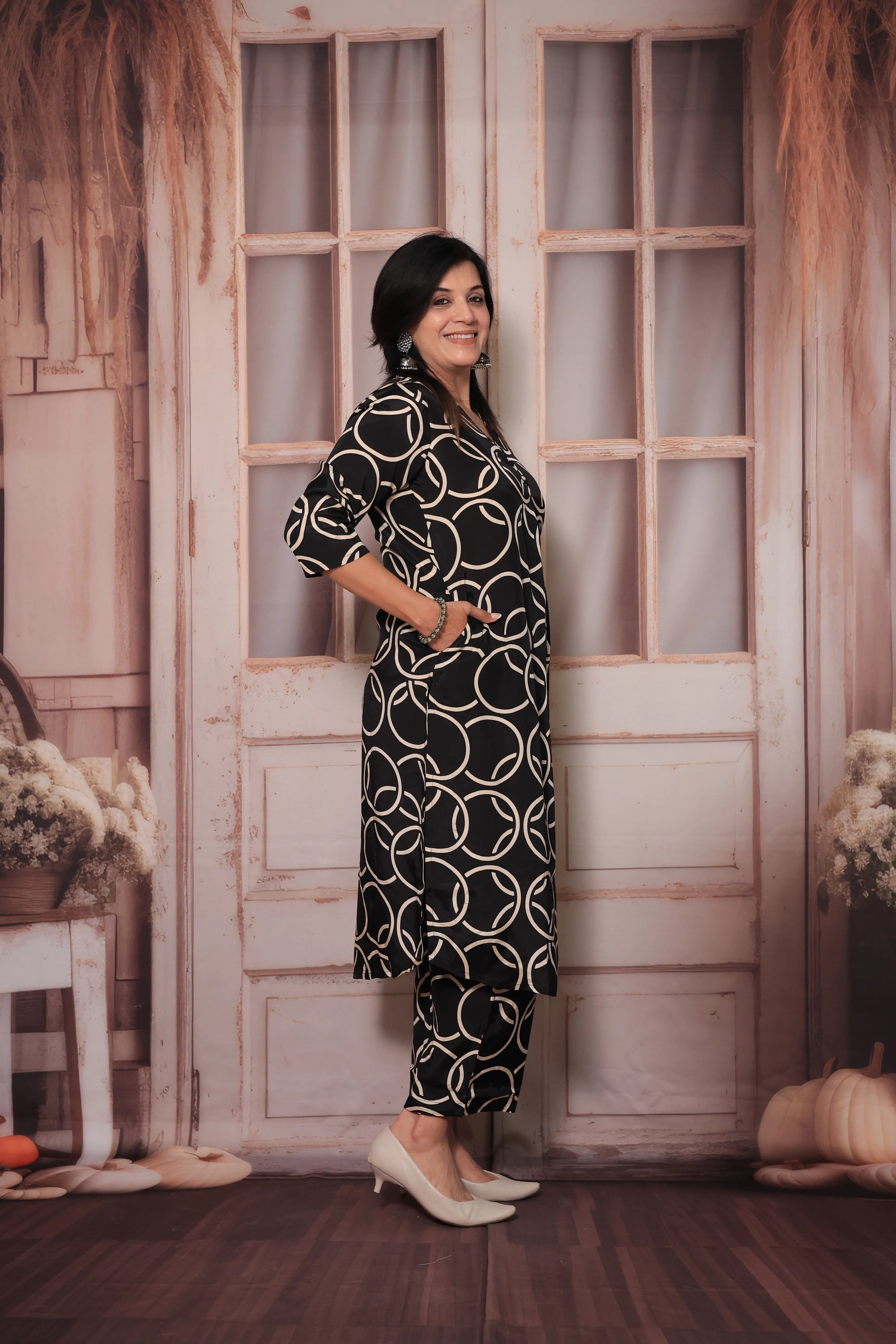 Black Straight Kurta Pant Co-Ord Set | Traditional Circle Print | Muslin Fabric Ethnic Wear