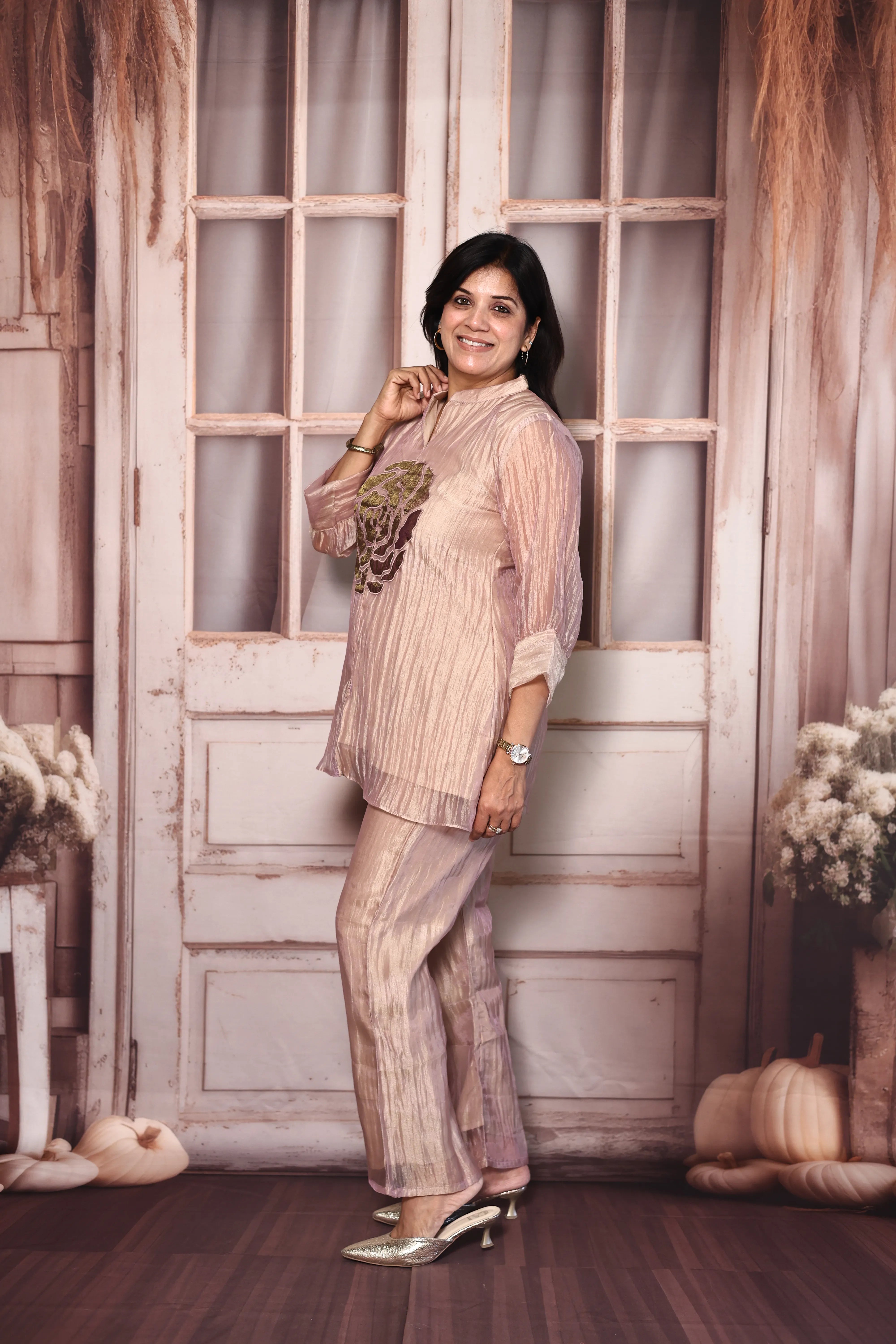 Light Peach Appliqué Work Short Kurti Co-Ord Set | Premium Tissue Crush Designer Wear